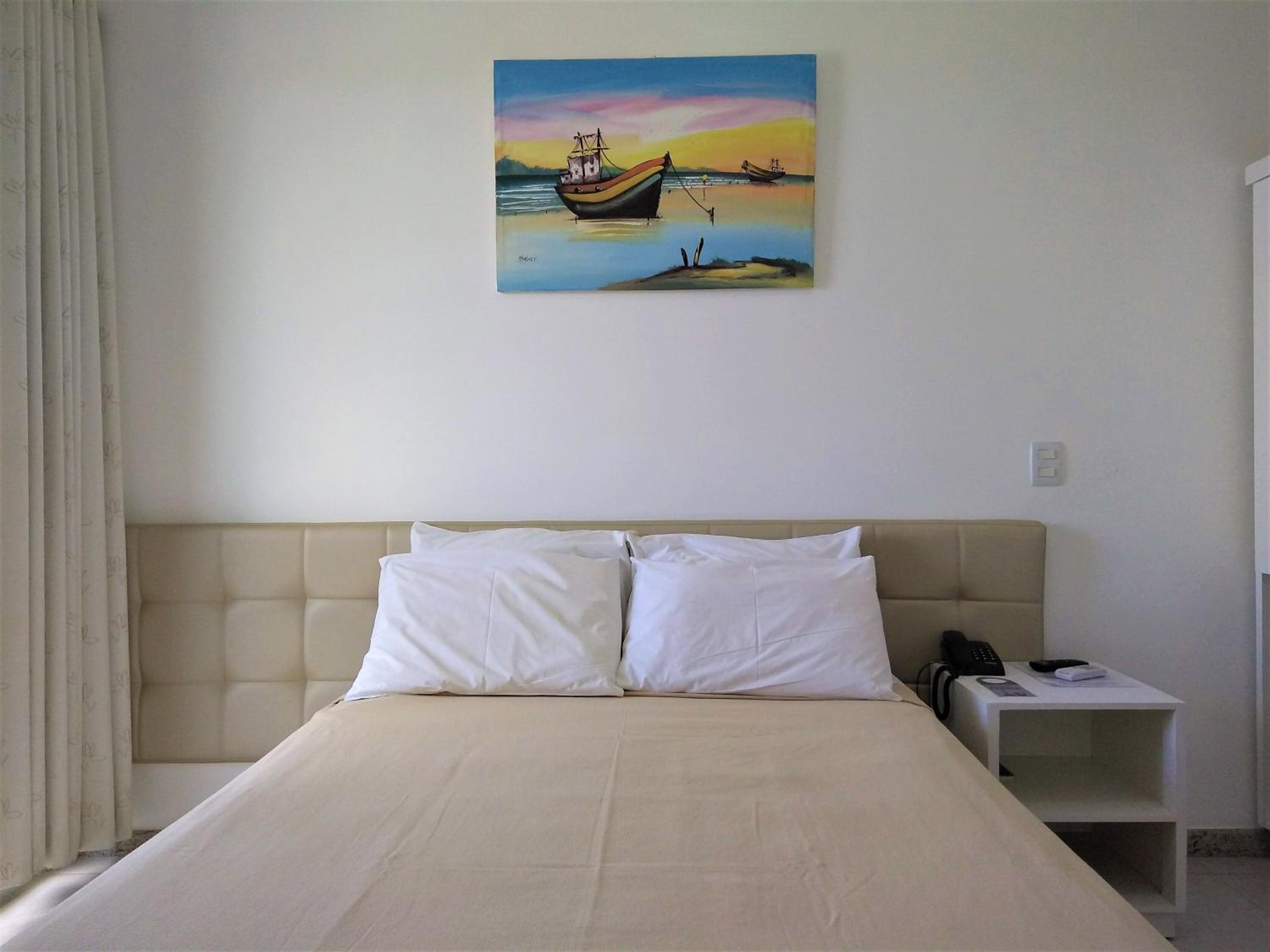 Standard Double Room - Photo 9