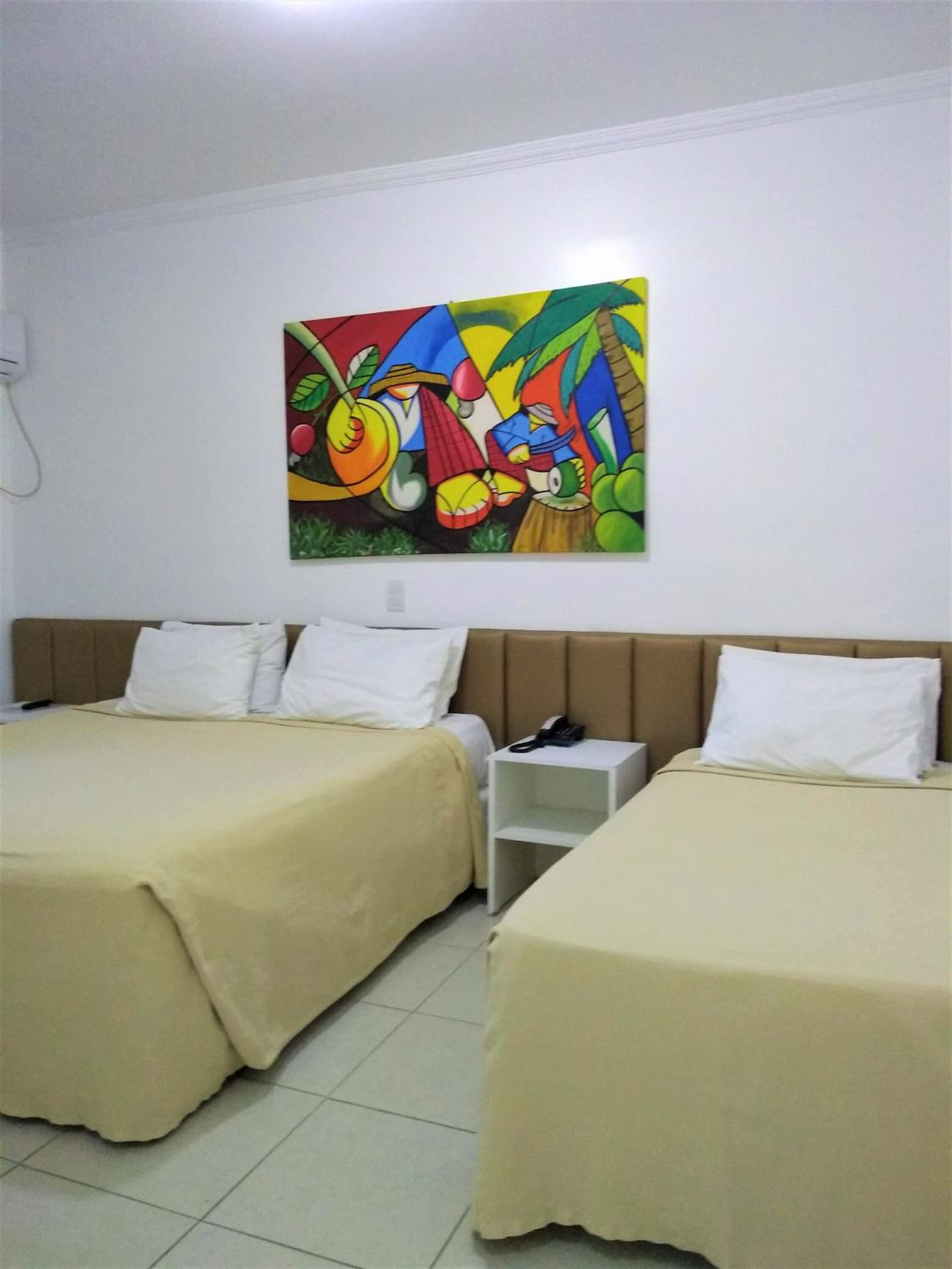 Standard Triple Room - Photo 32