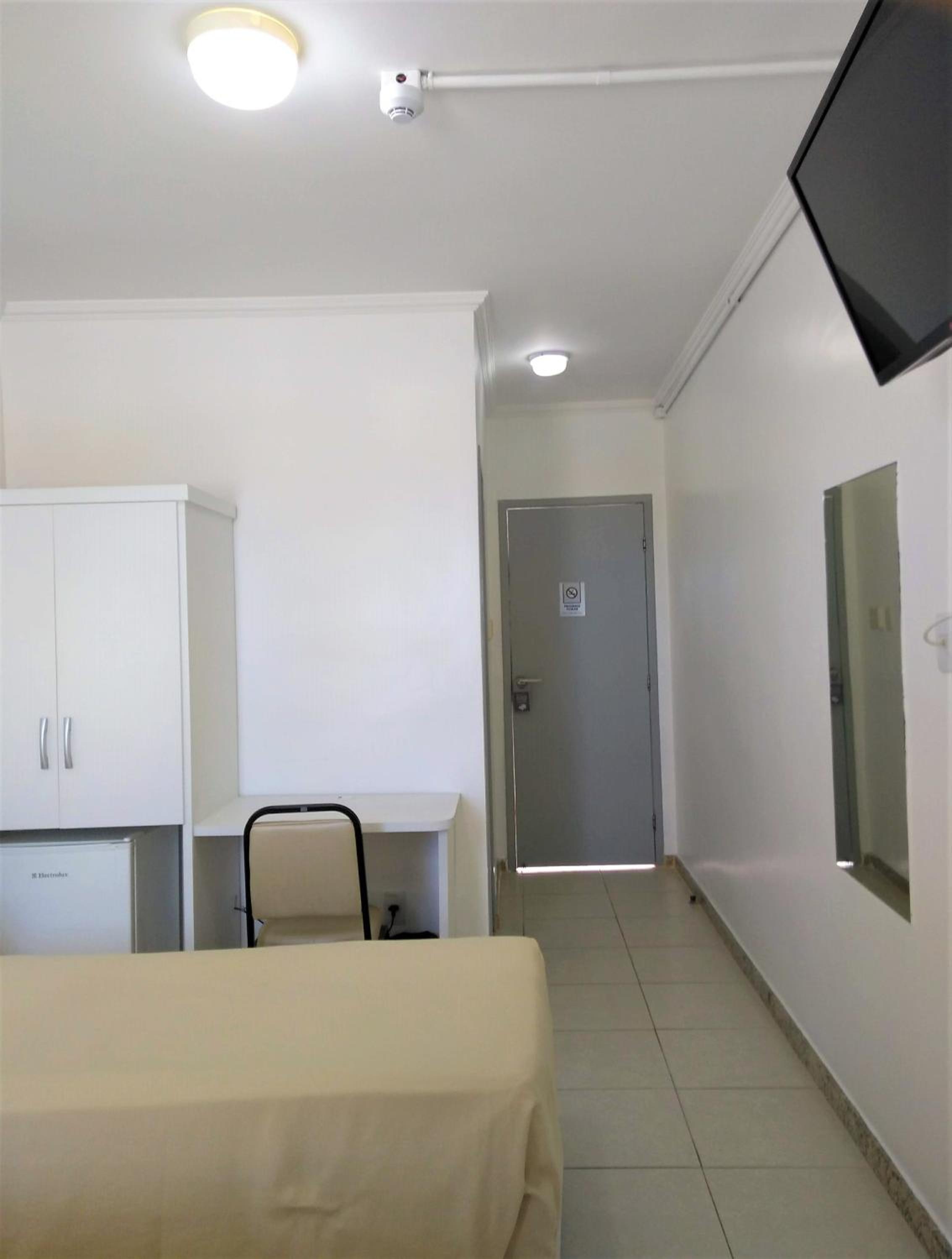 Standard Double Room - Photo 28