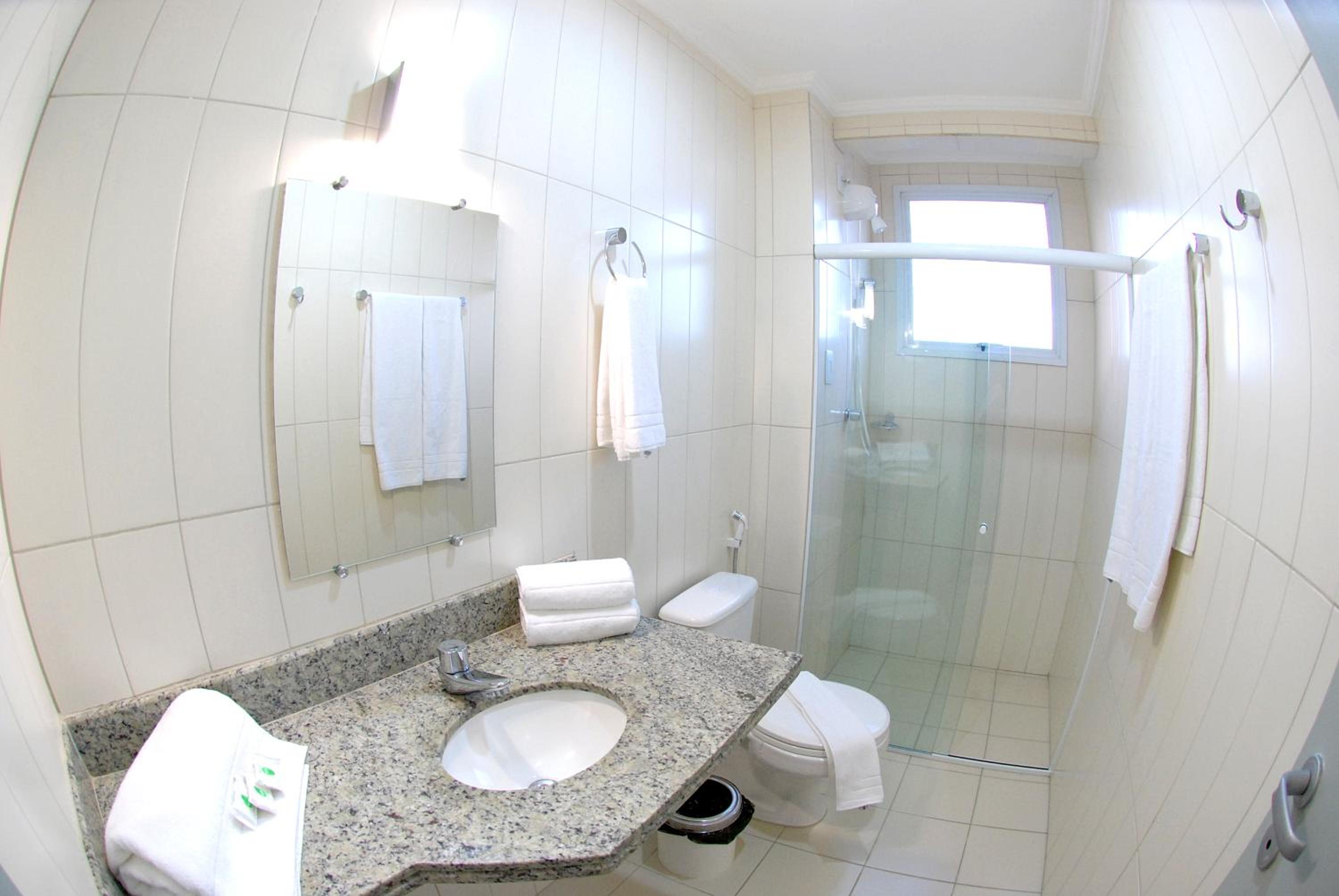 Standard Triple Room - Photo 7