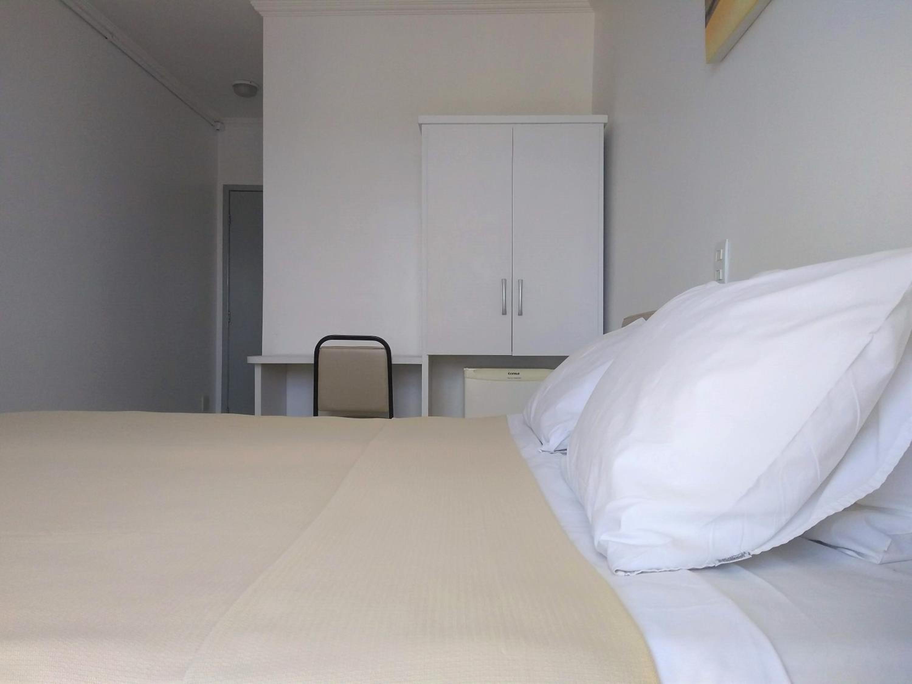 Standard Double Room - Photo 16