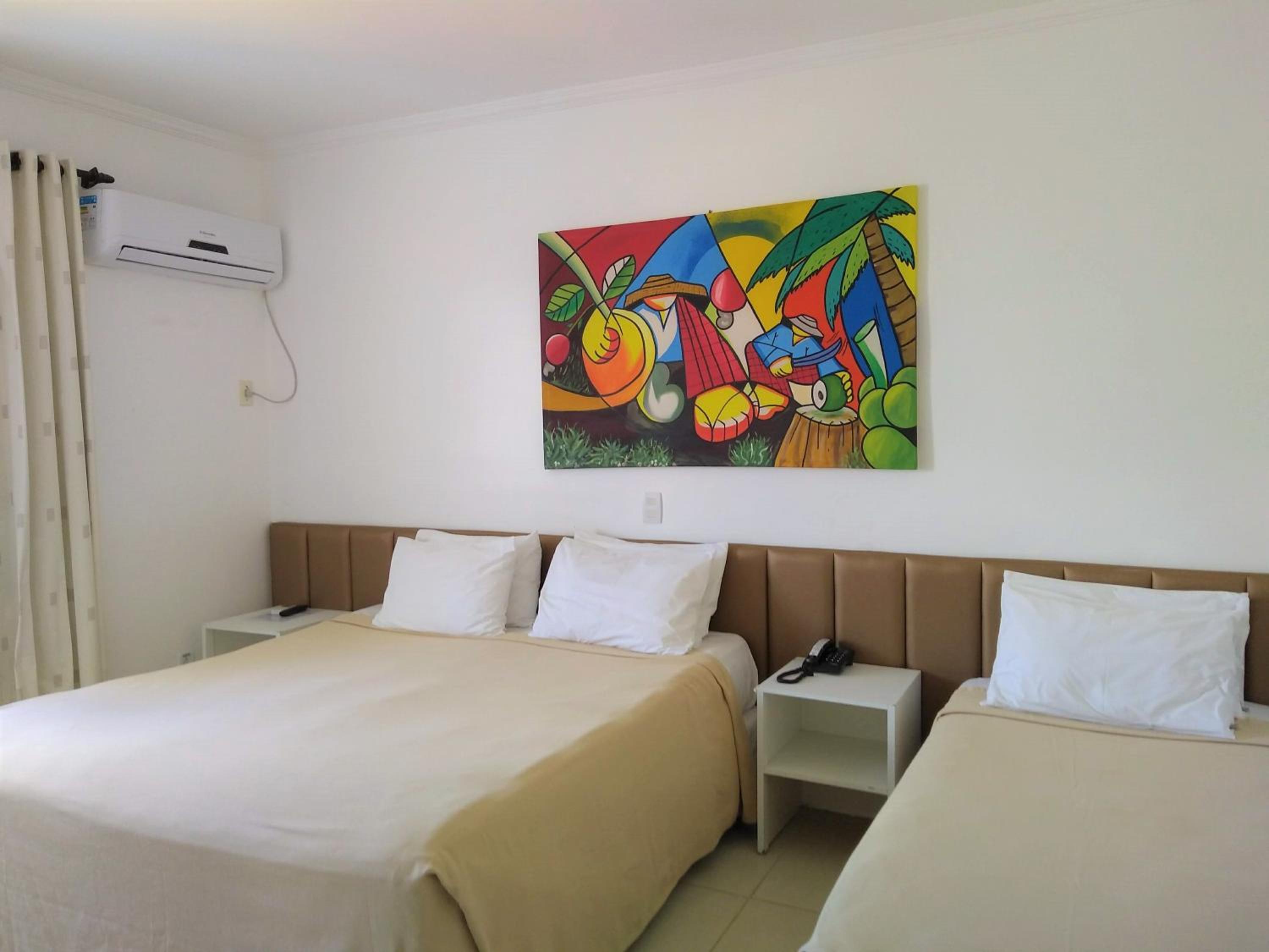 Standard Family Room - Photo 12