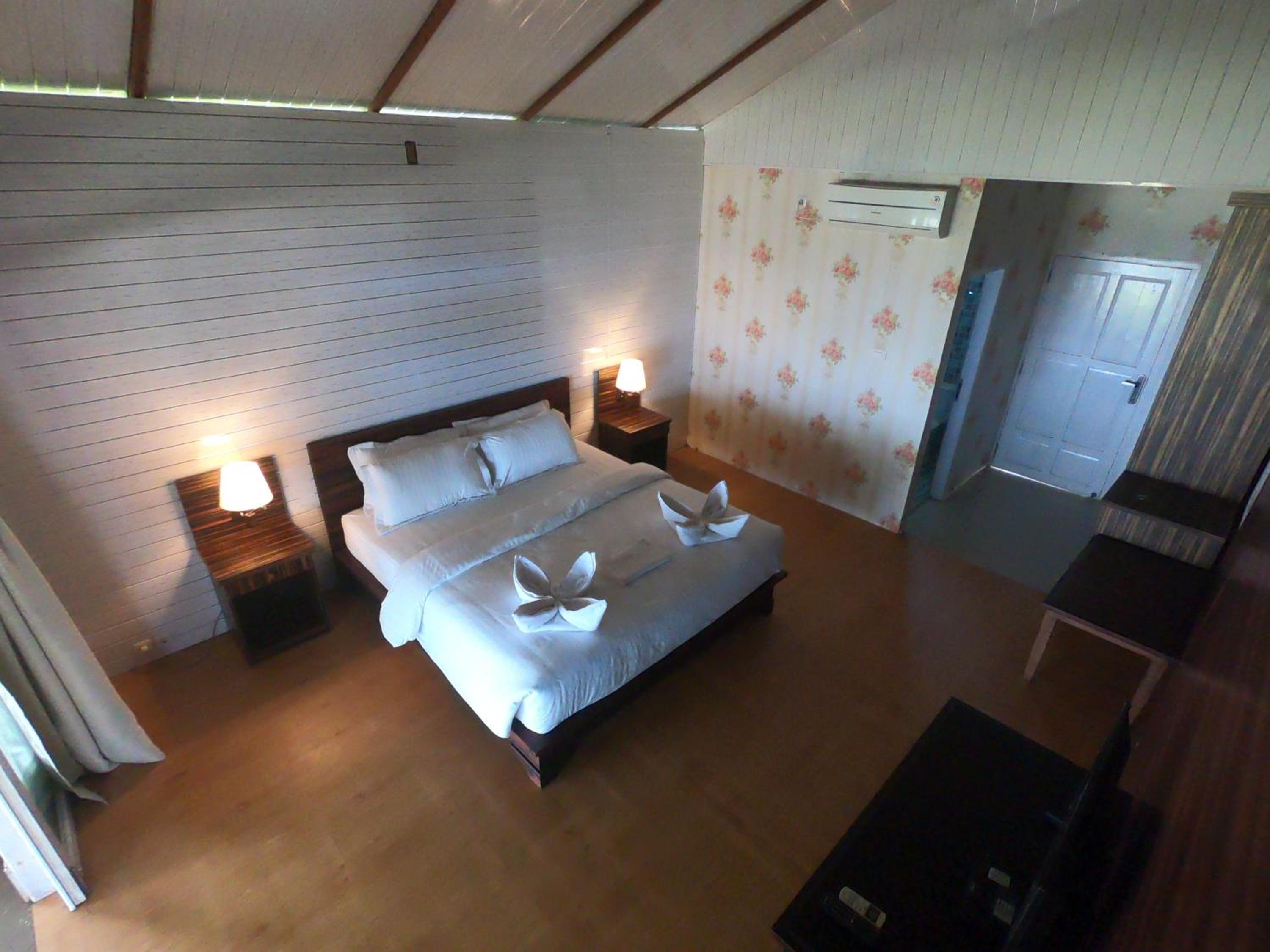 Deluxe Double or Twin Room - Photo 1