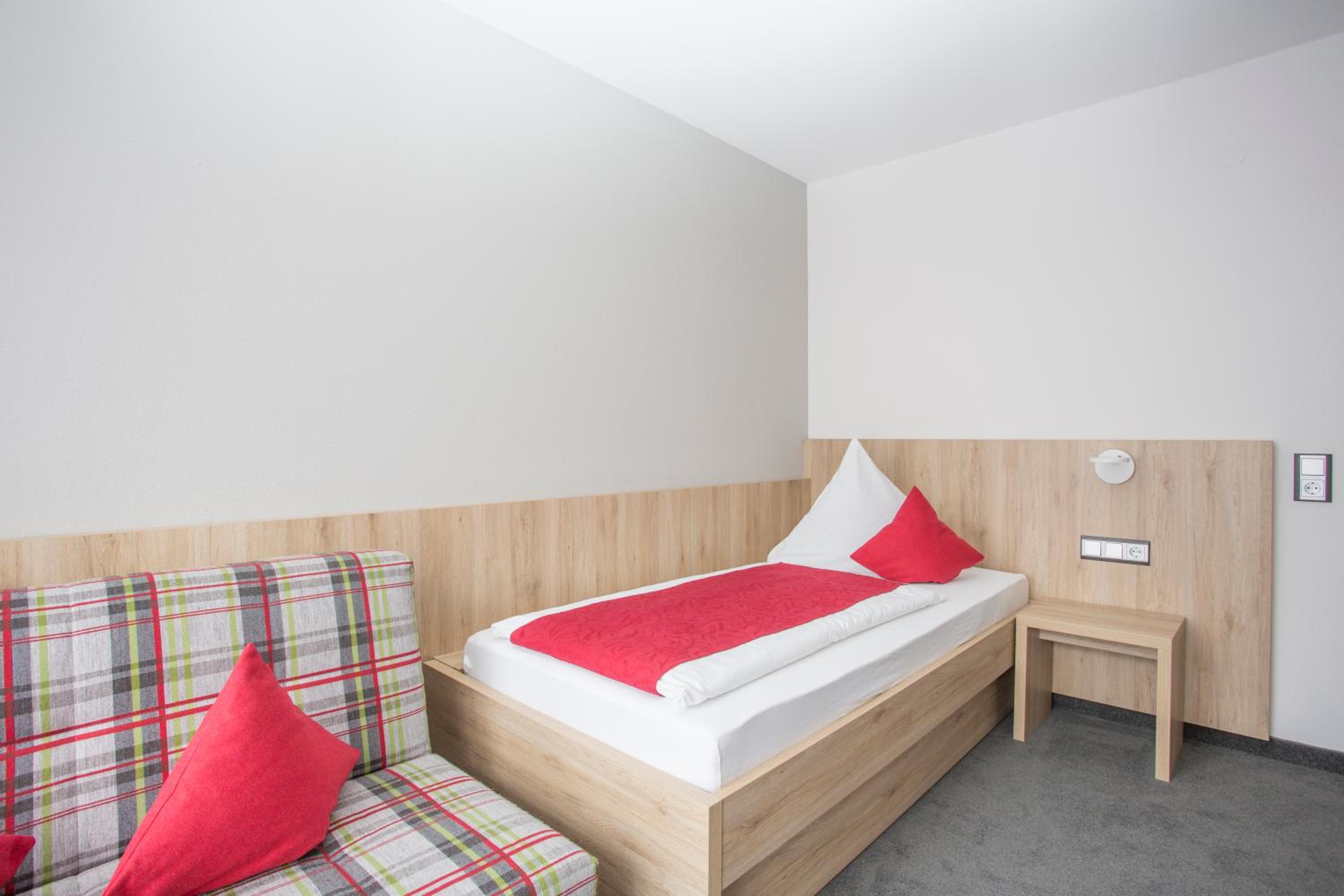 Single Room photo 2