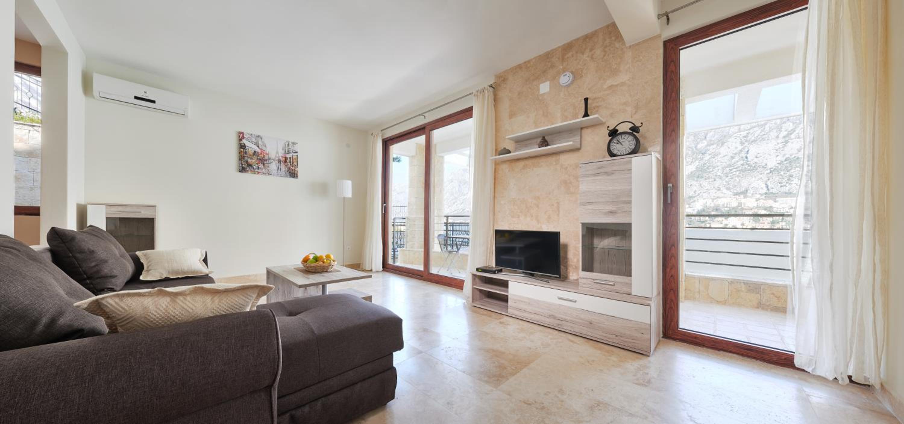 Apartment with Sea View photo 1