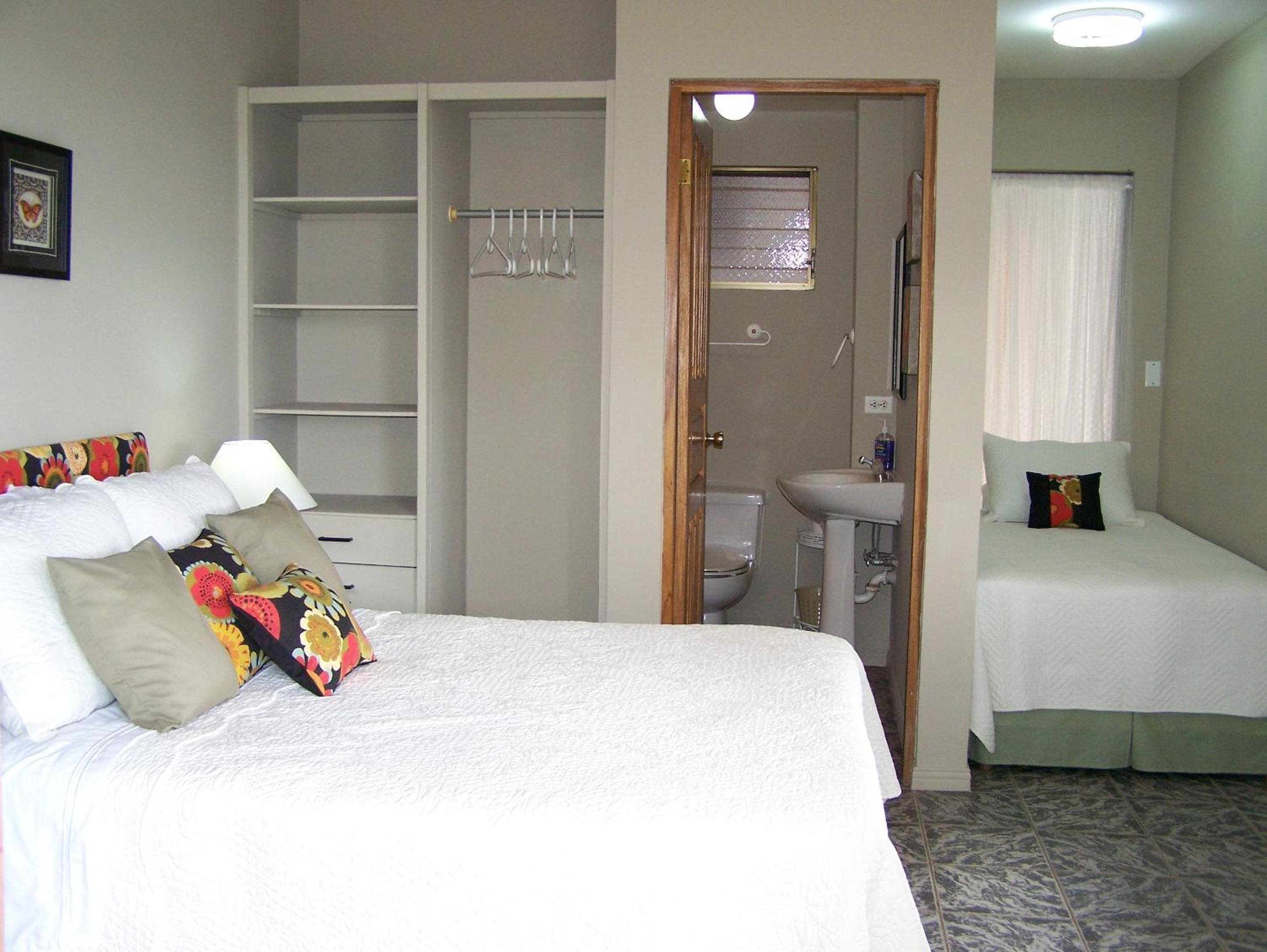 Standard Double Room photo 2