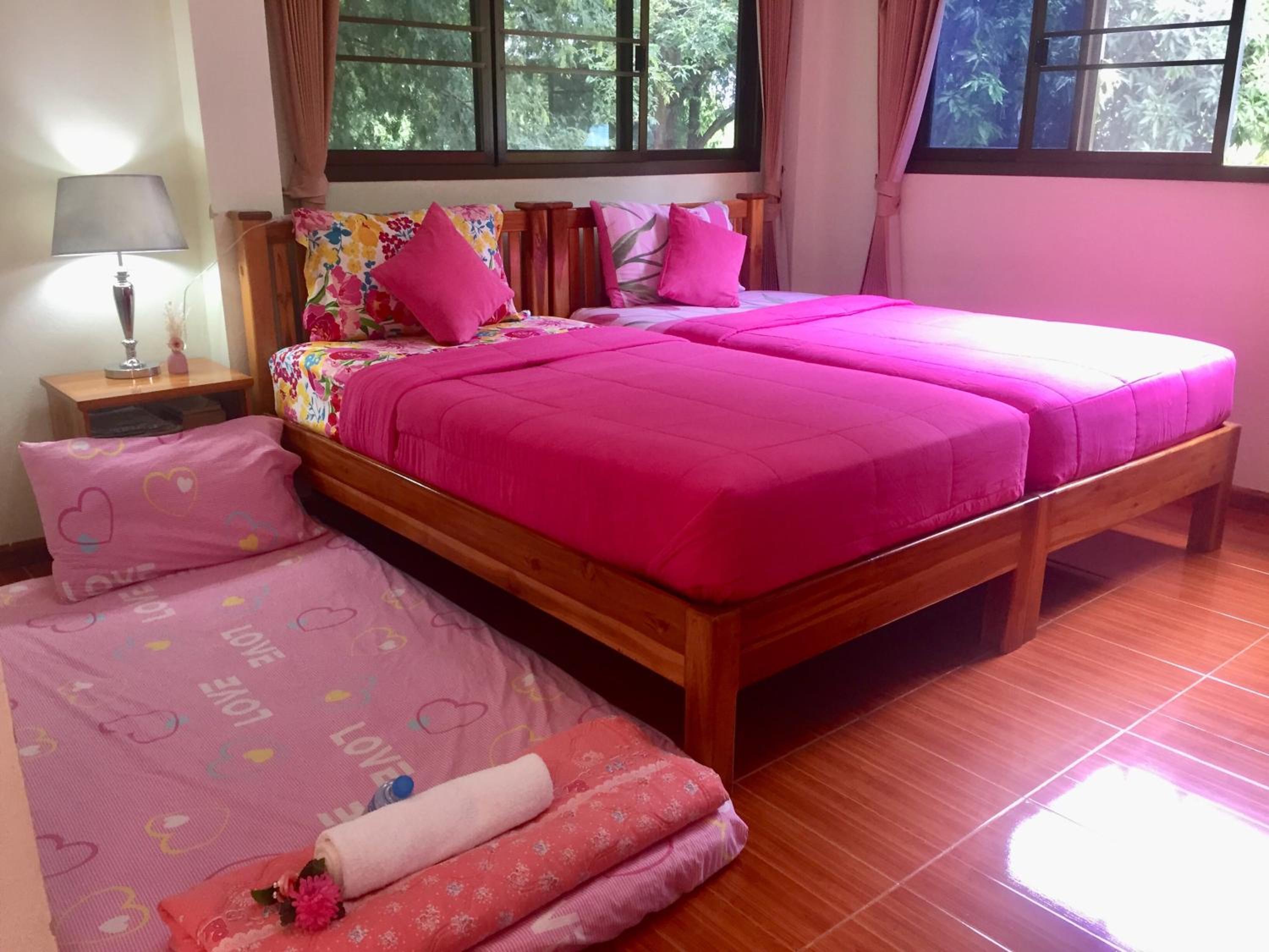 Double or Twin Room with Mountain View photo 3