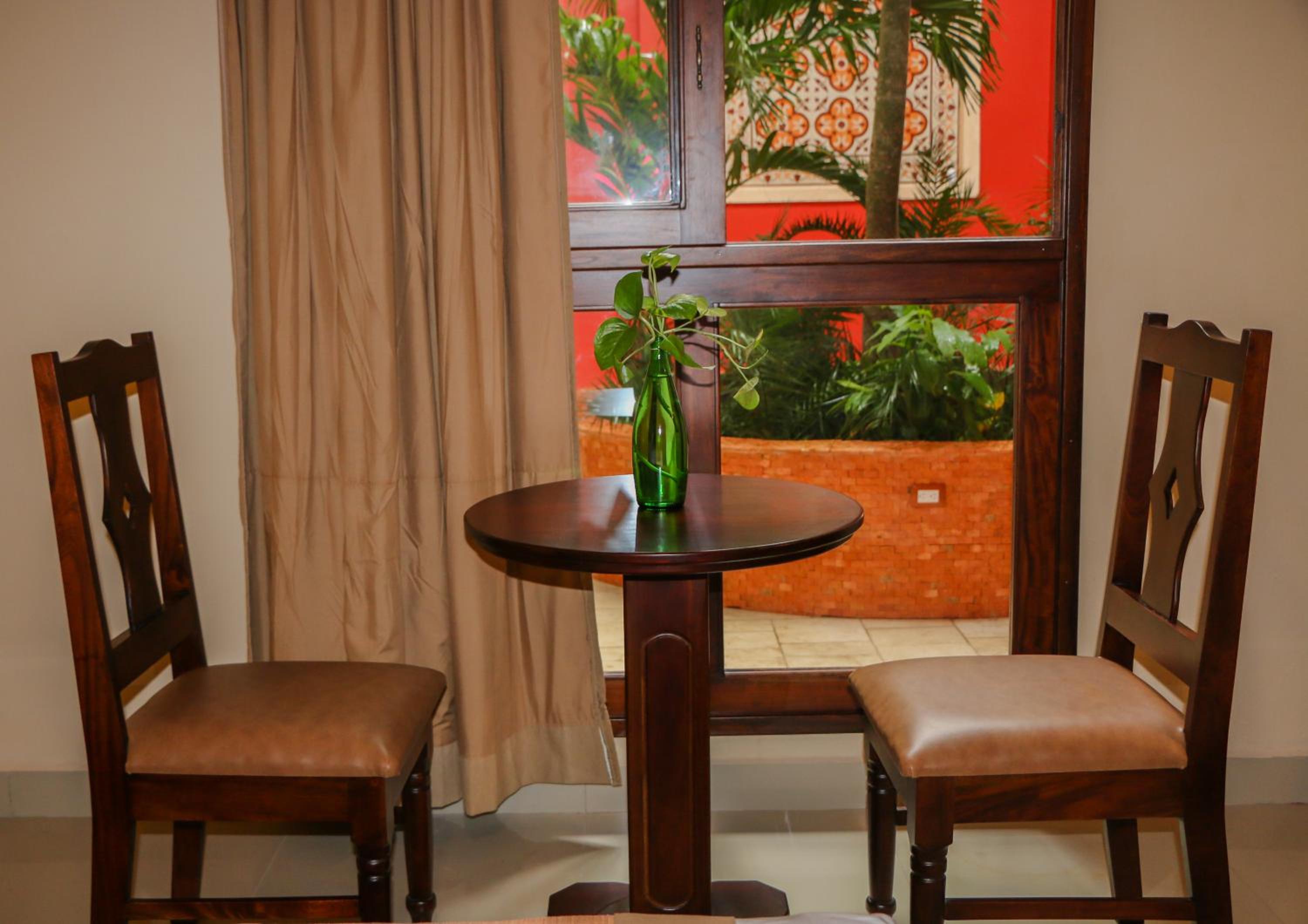 Deluxe Family Room photo 3