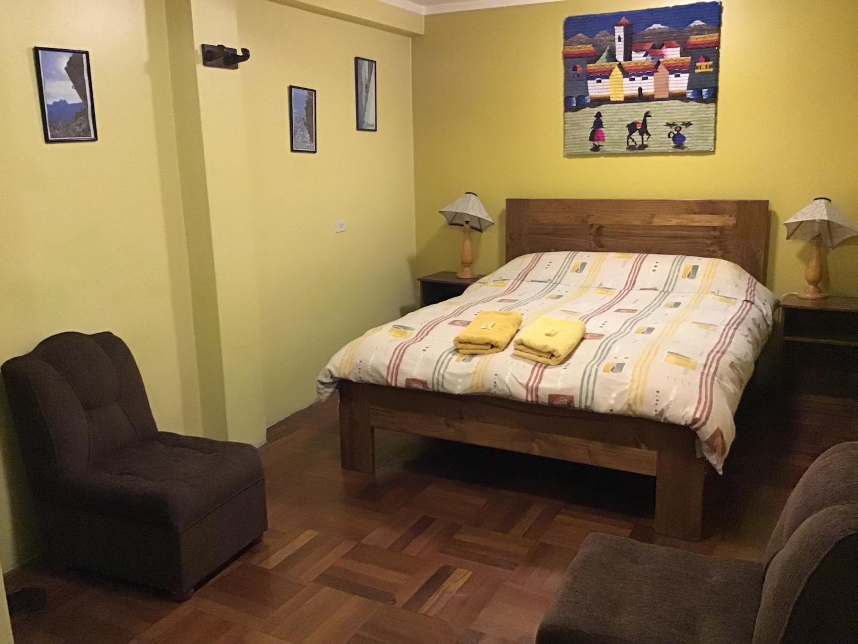 Deluxe Queen Room