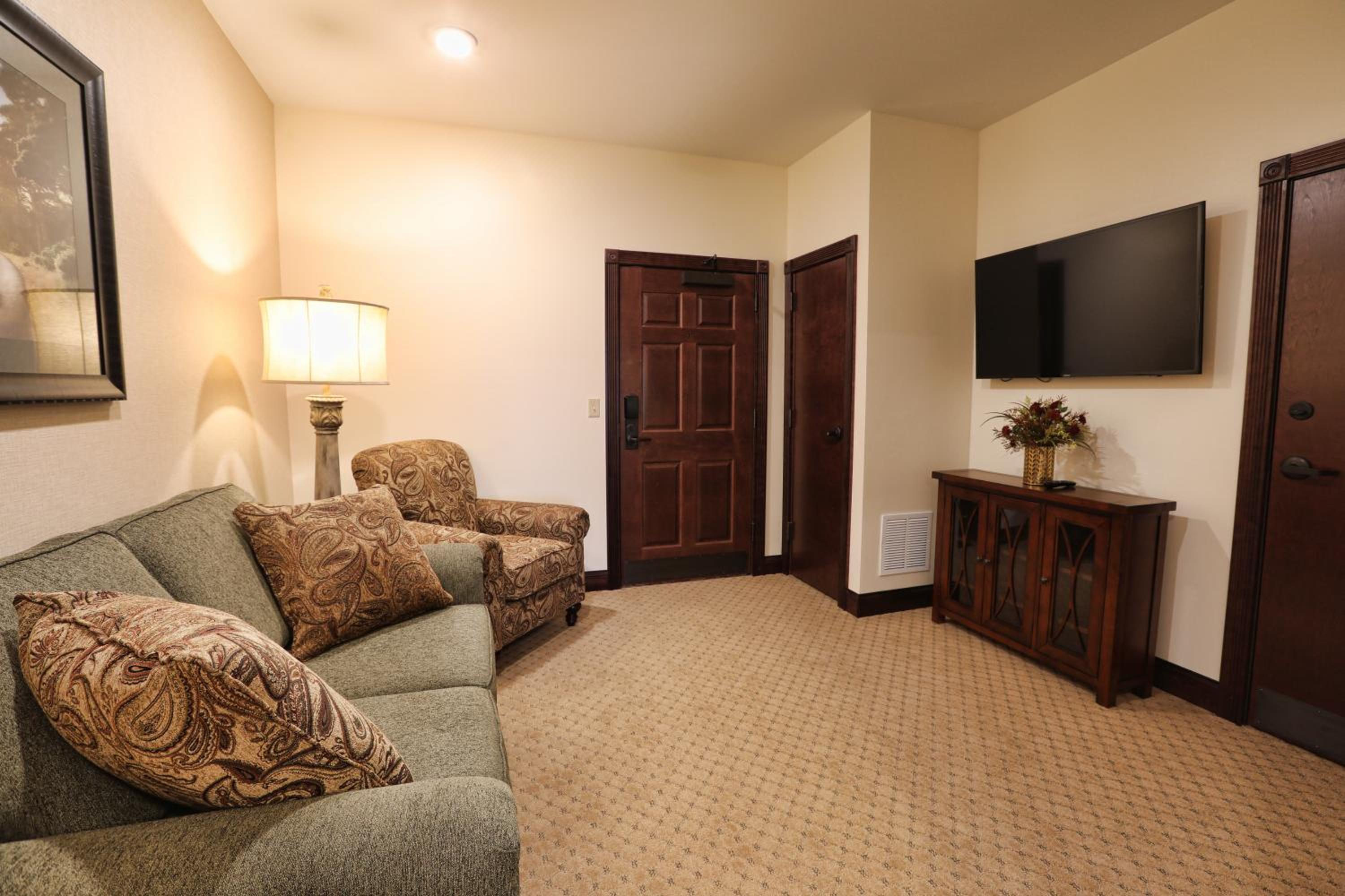 One-Bedroom Suite