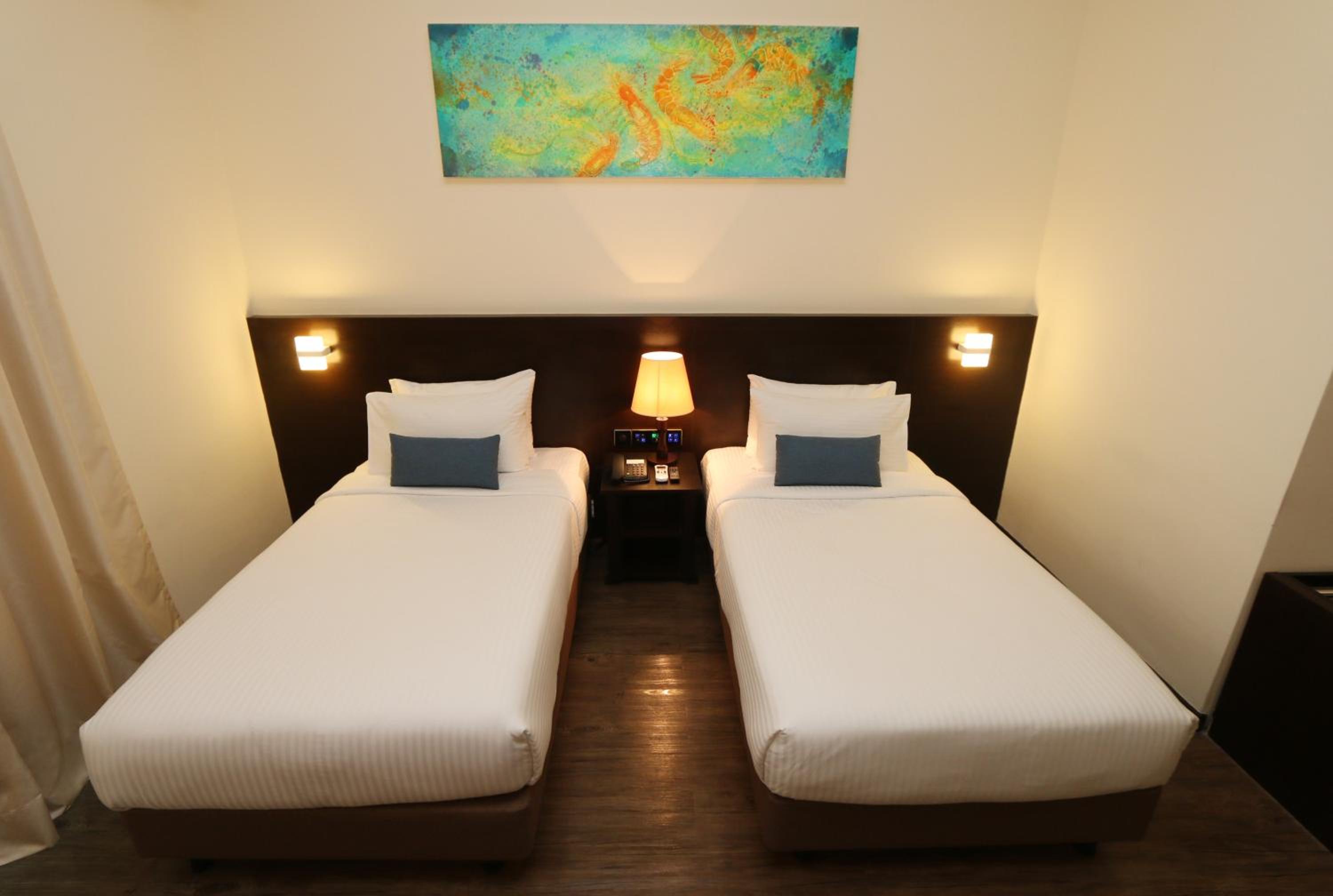 Superior Twin Room photo 2