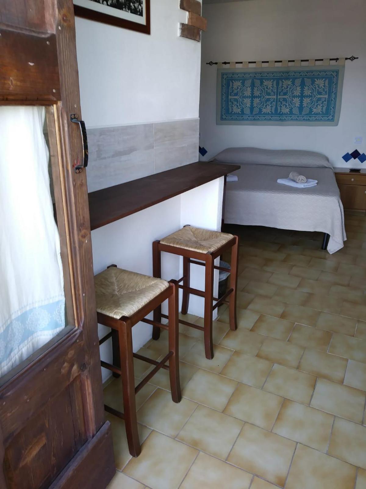 Double Room - Photo 11