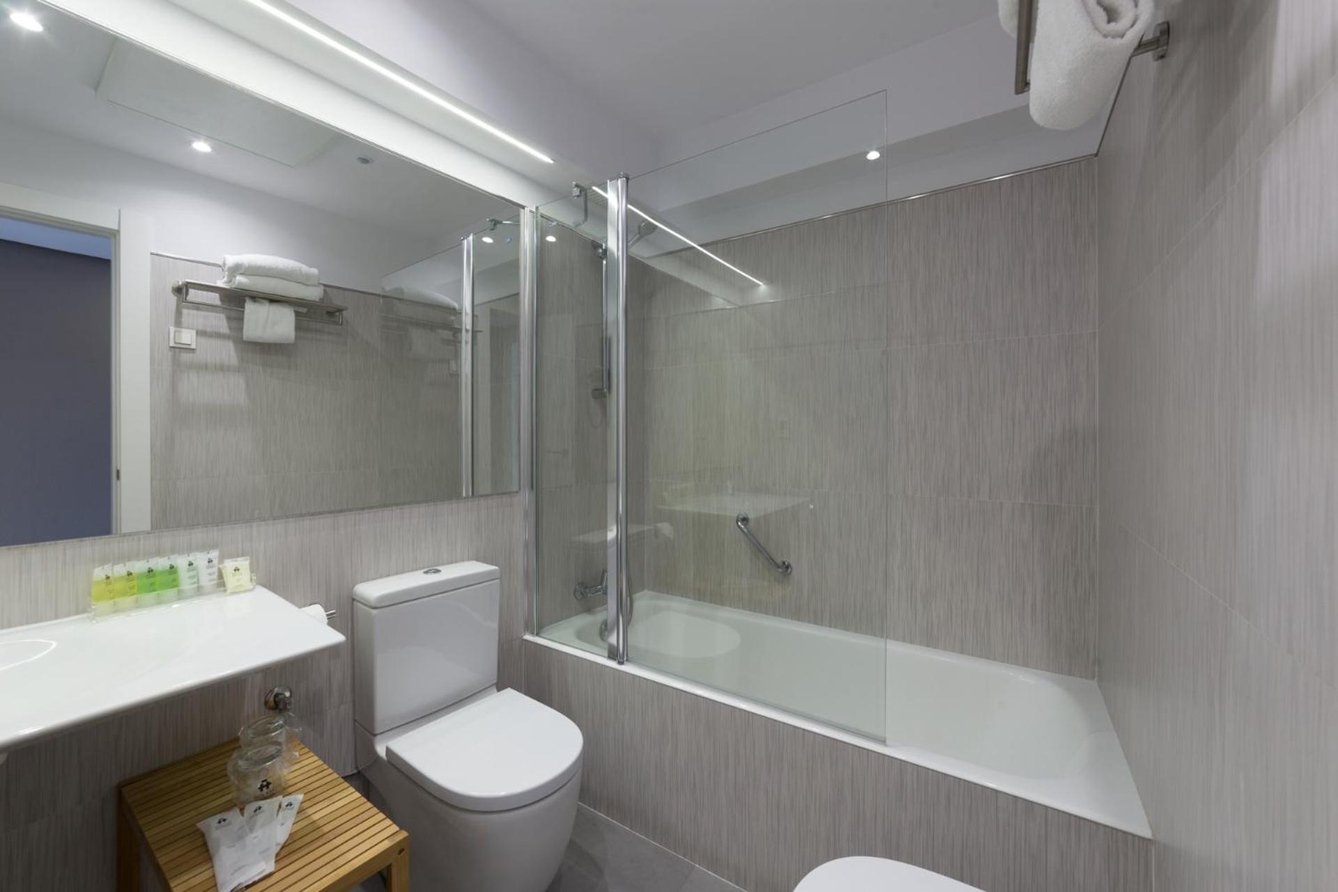 Double Room - Photo 4