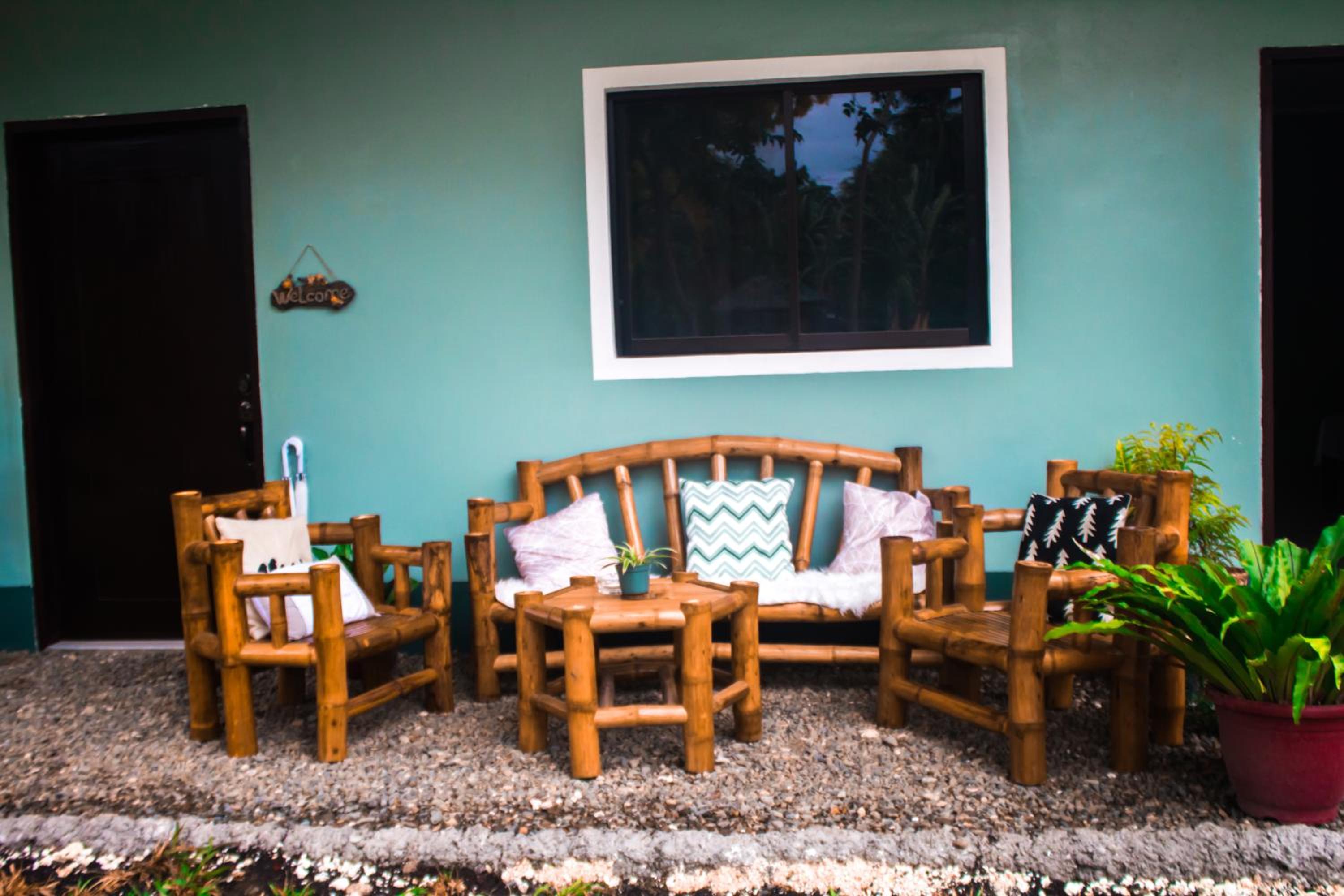 Family Room - Photo 7