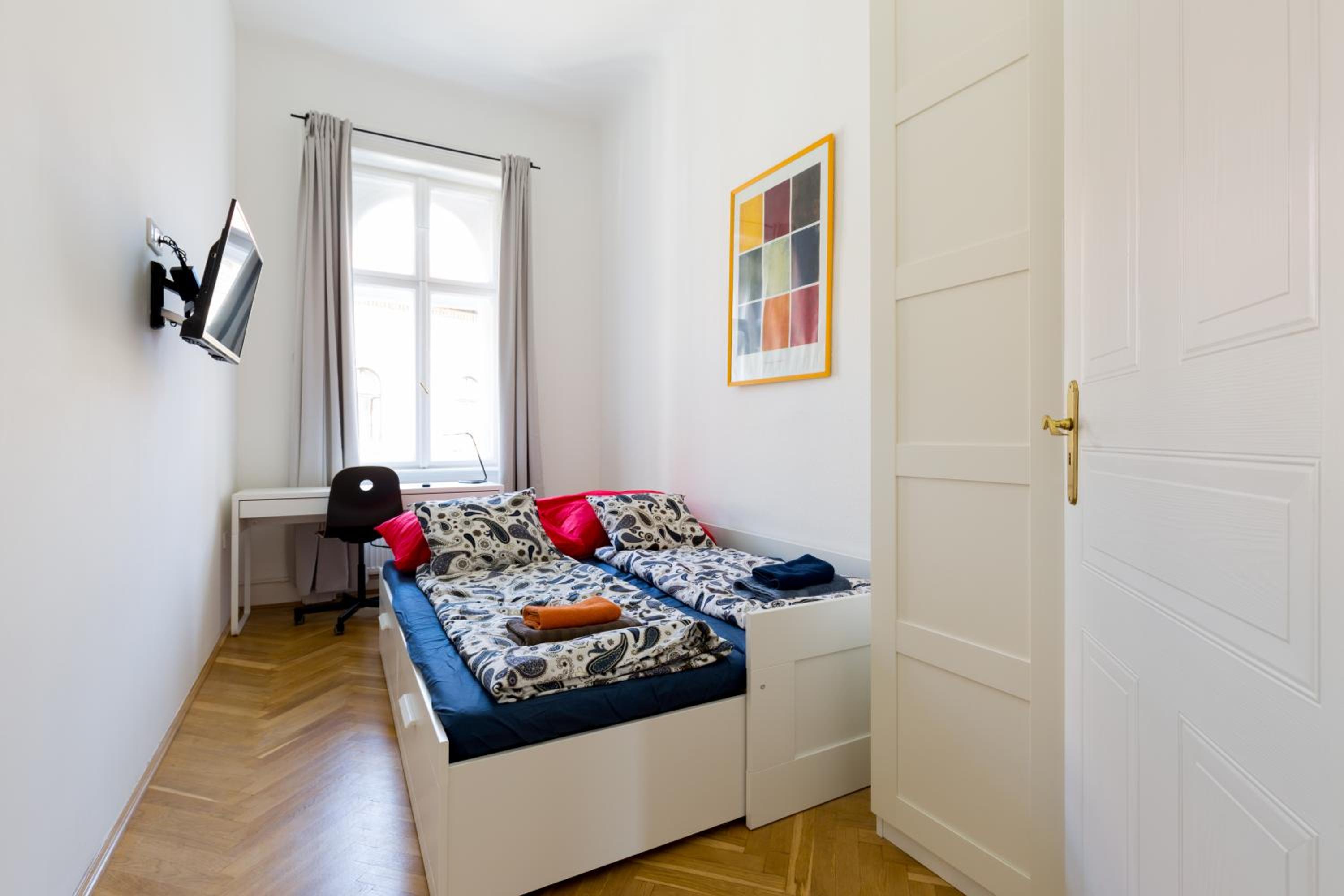 Apartment - Photo 5
