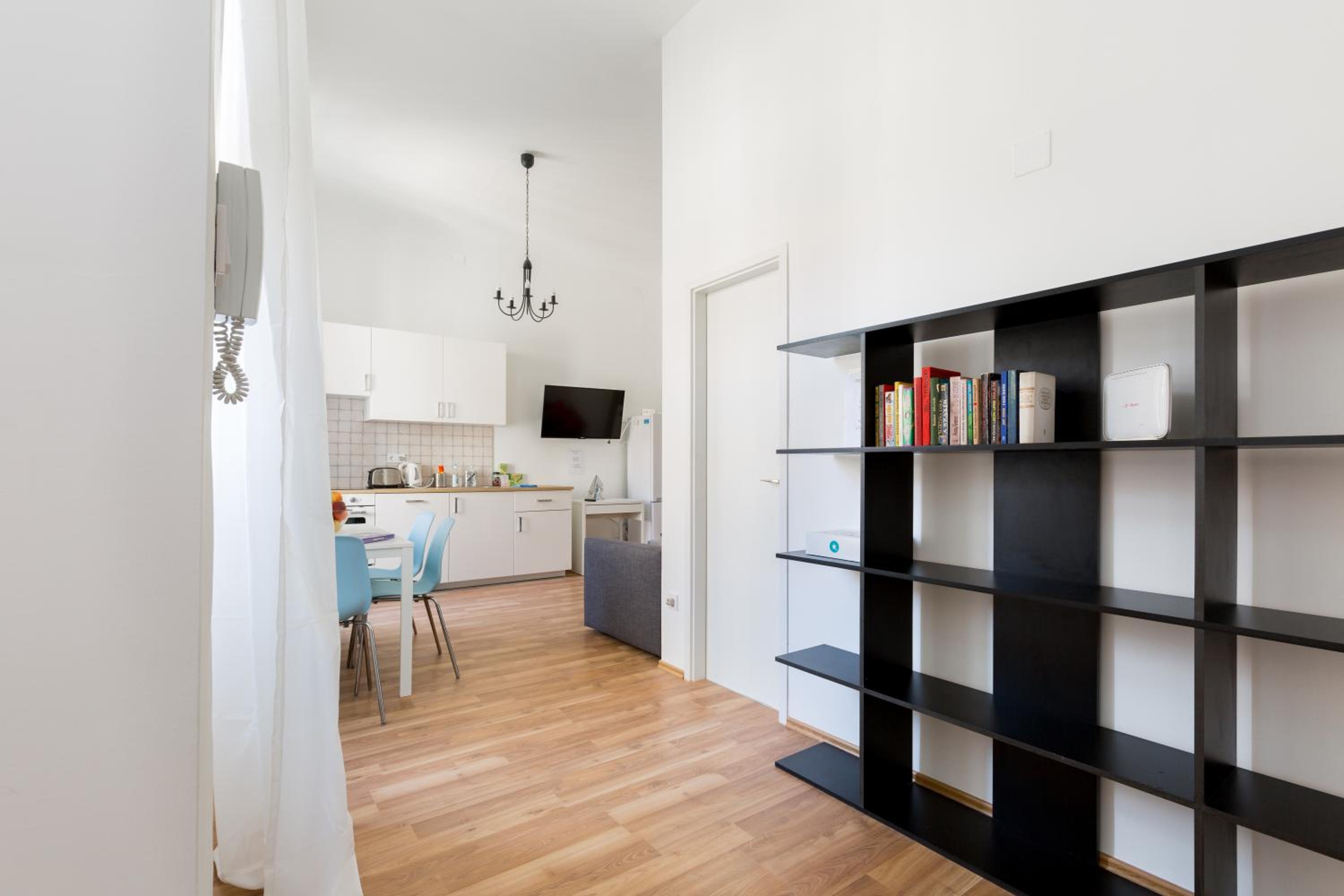 Apartment - Photo 30