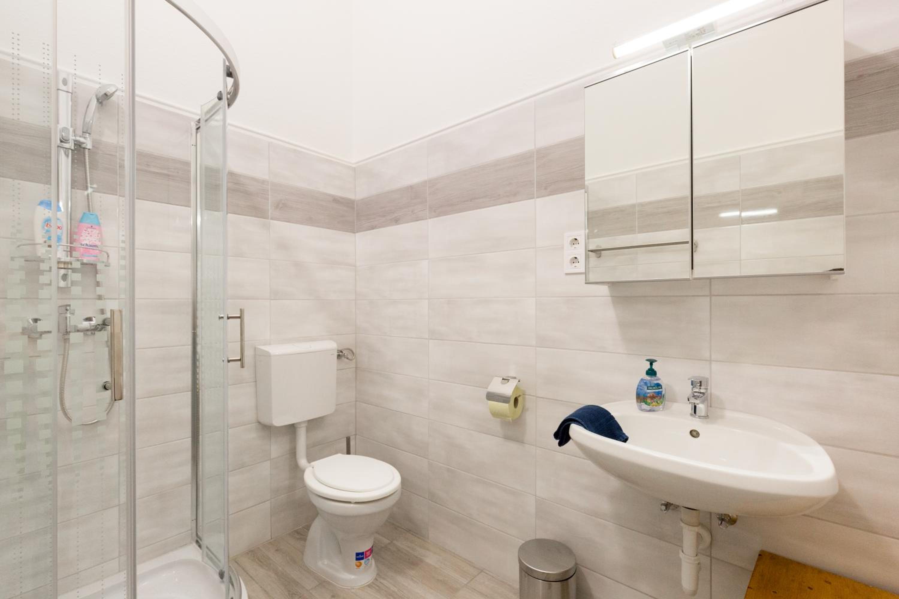 Apartment - Photo 18