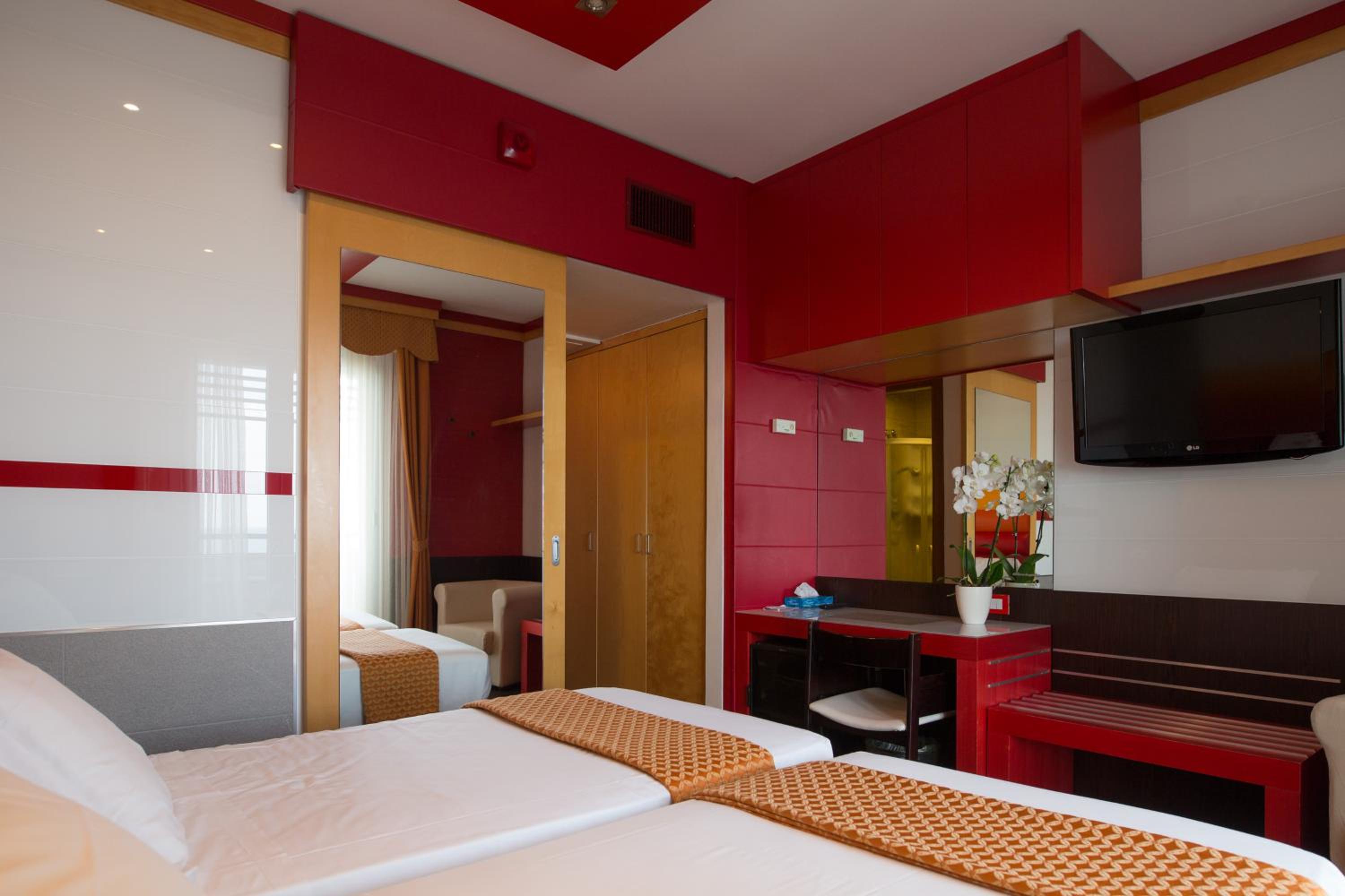 Double Or Twin Room With Sea View photo 1