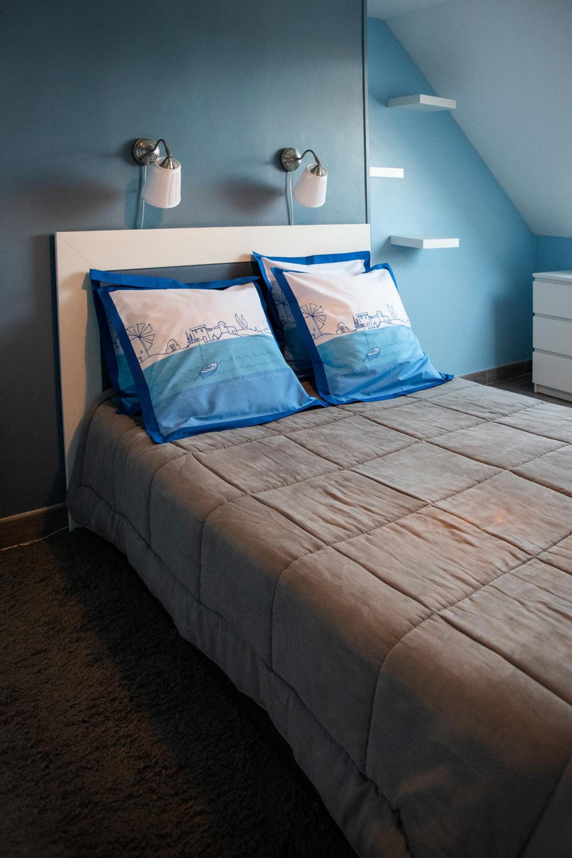 Double Room with Private Bathroom - Photo 5