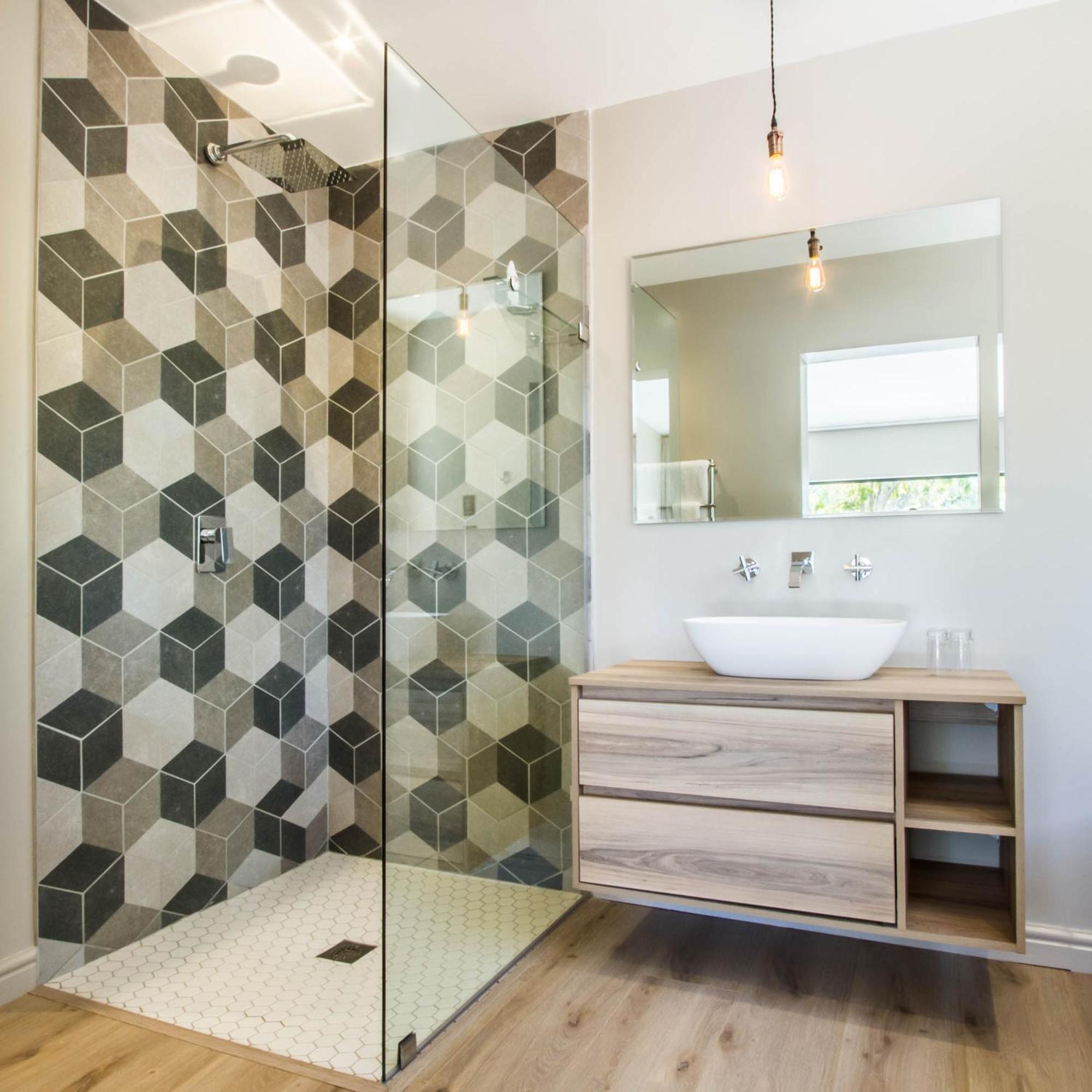 Deluxe room – King or Twin - Photo 6
