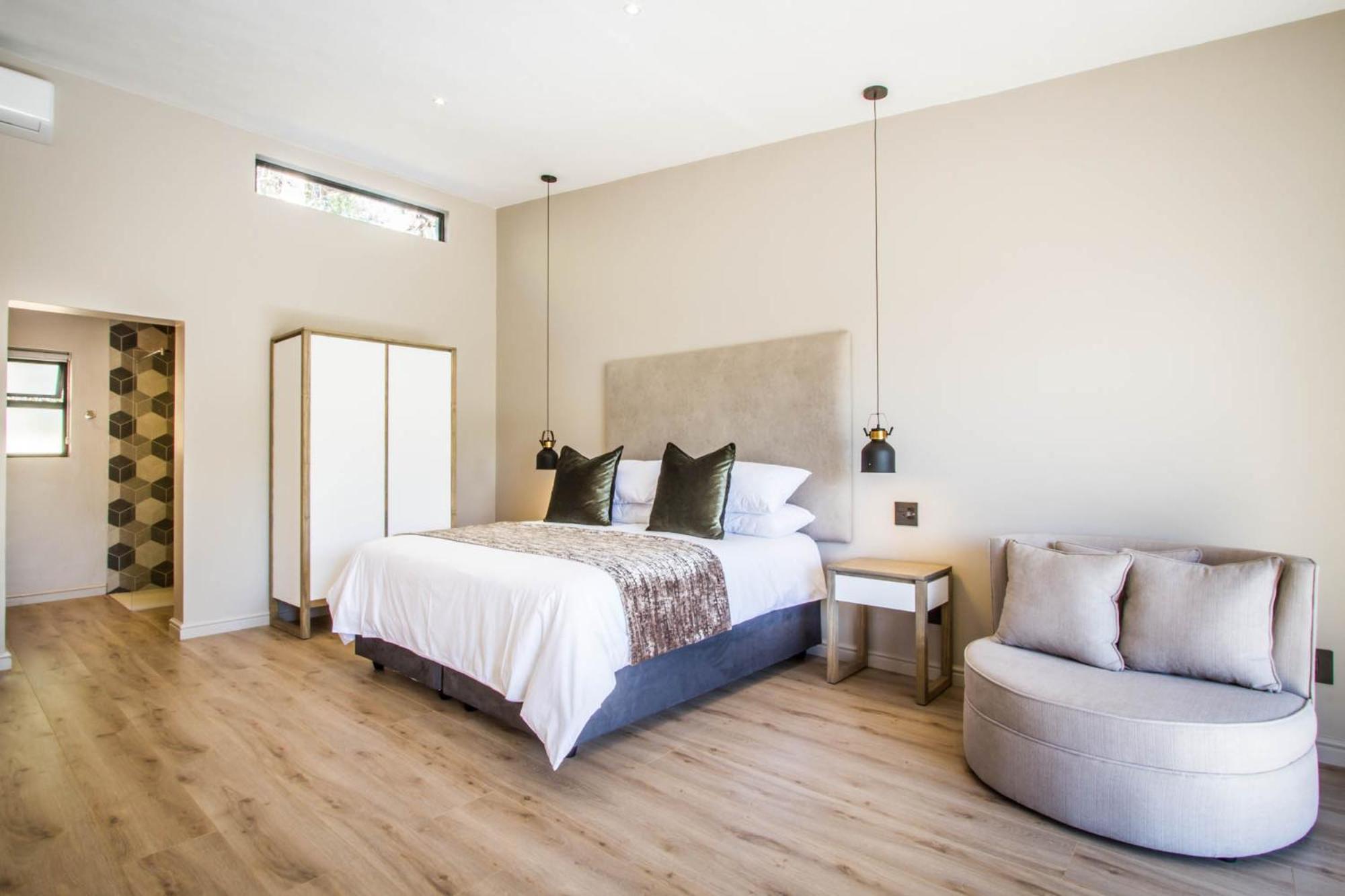 Deluxe room – King or Twin - Photo 7