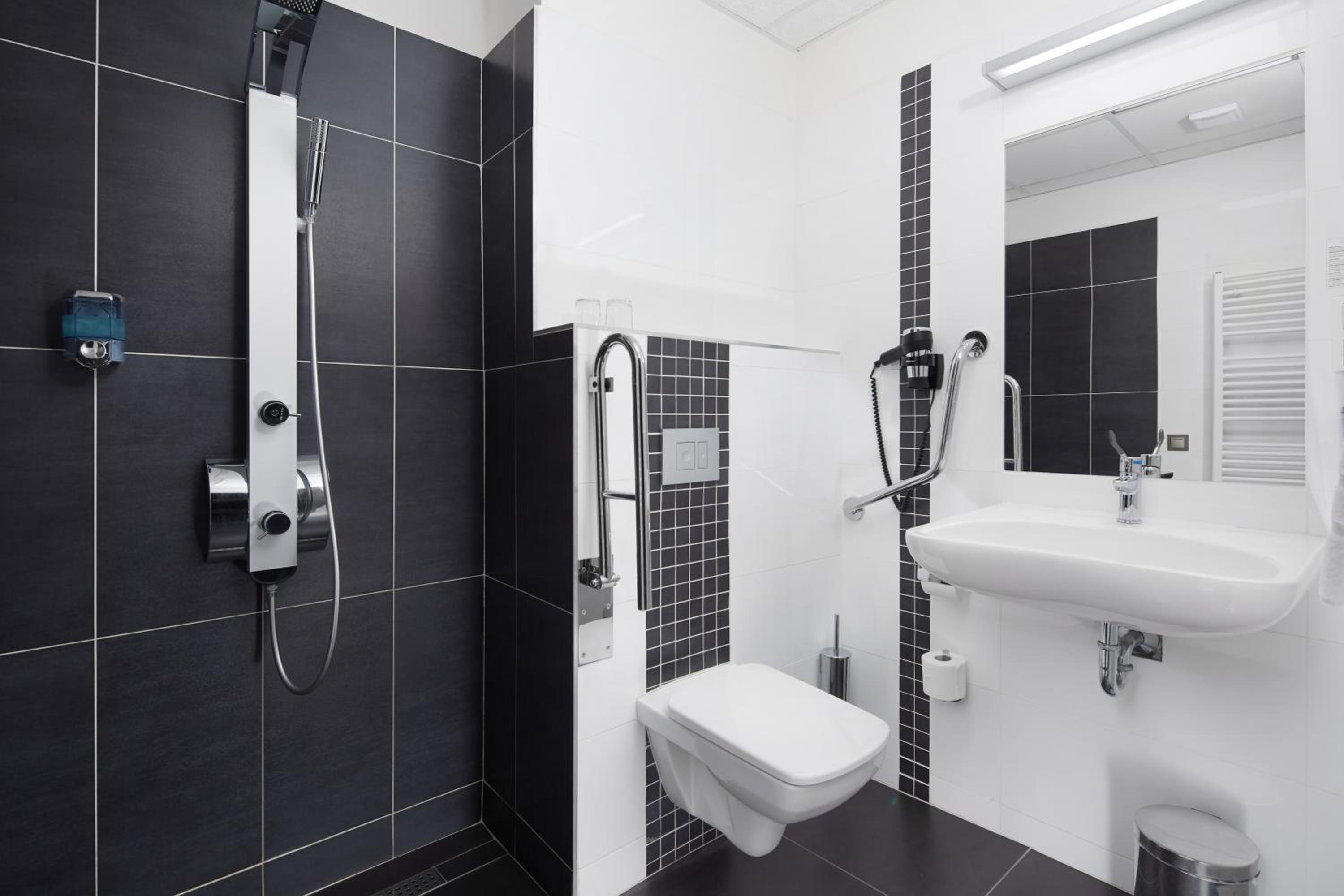 Superior Double or Twin Room photo 2