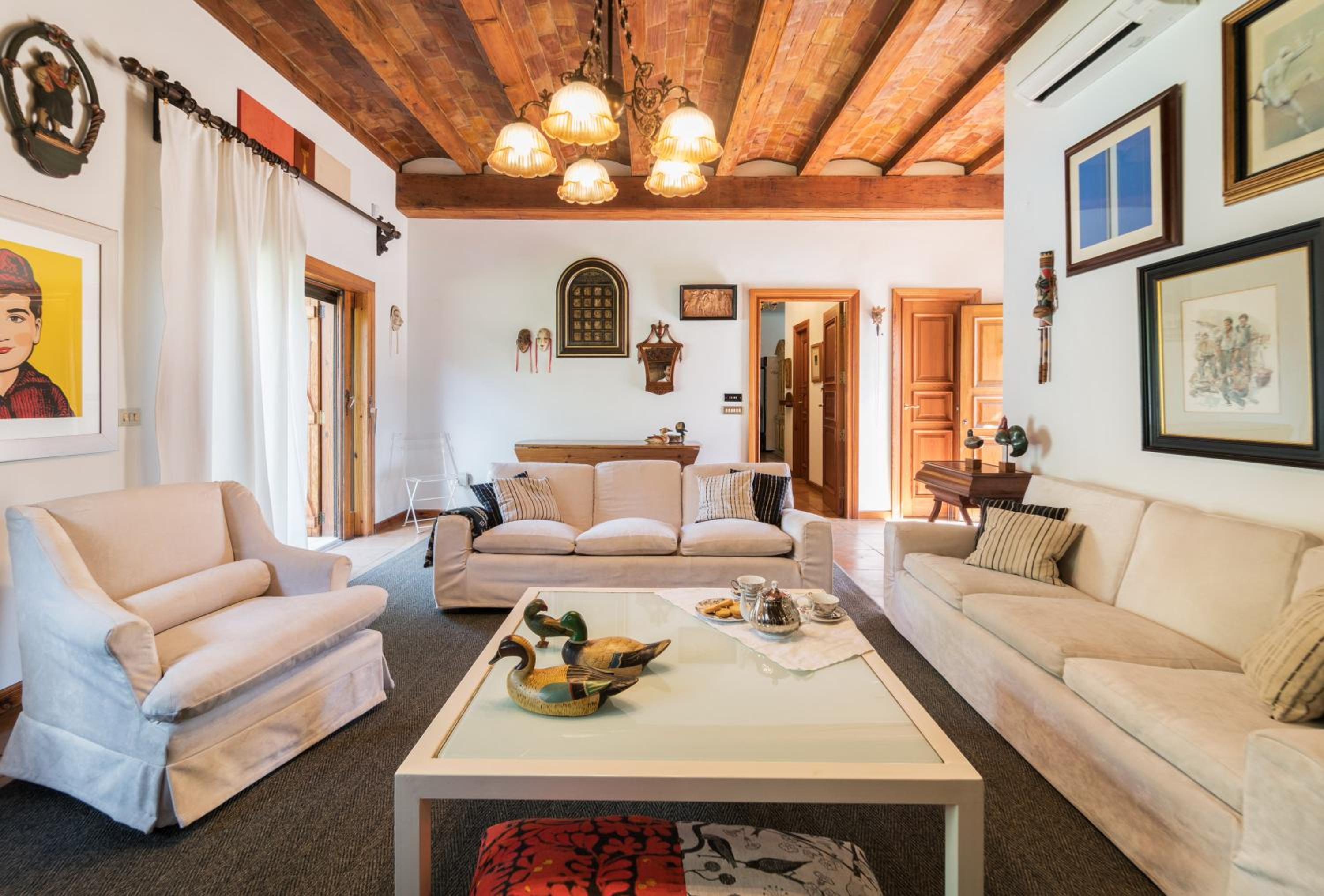 Deluxe Villa photo 2