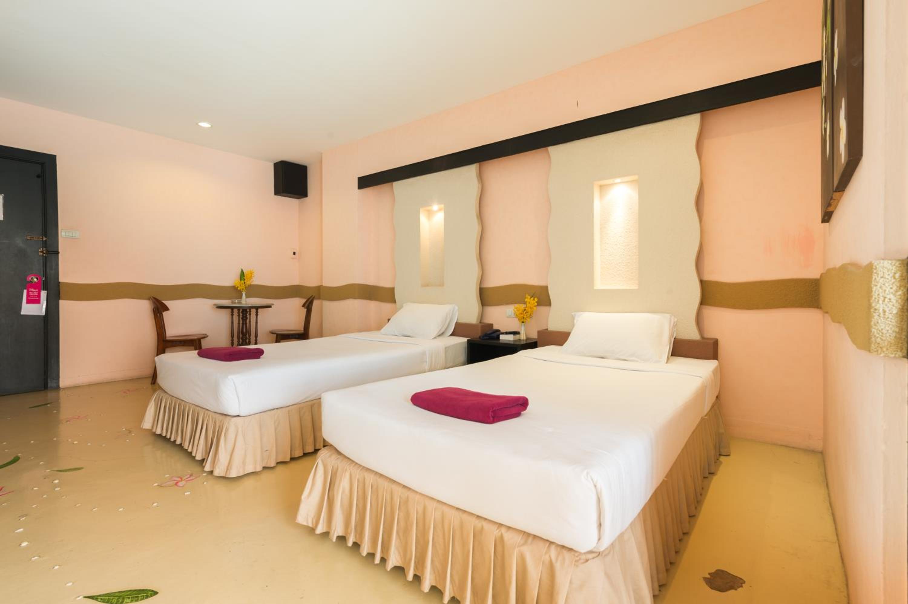 Deluxe Double or Twin Room