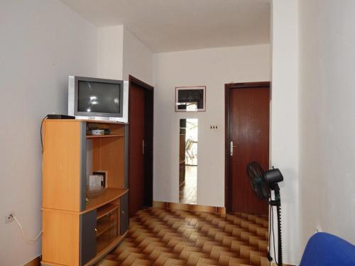 Two-Bedroom Apartment photo 2