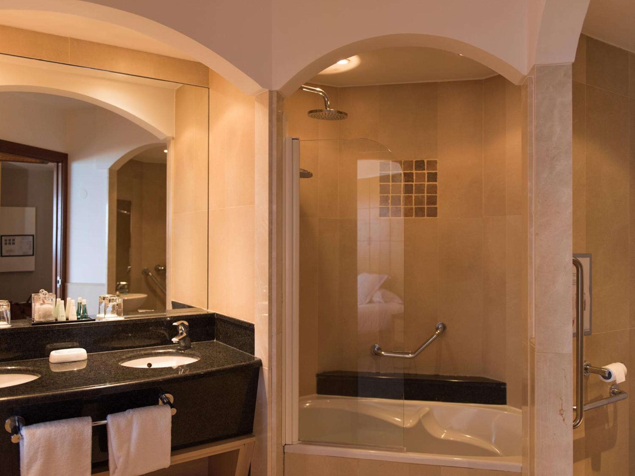 Suite avec Accès Gratuit au Spa - Vue sur Mer Suite avec Accès Gratuit au Spa - Vue sur Mer