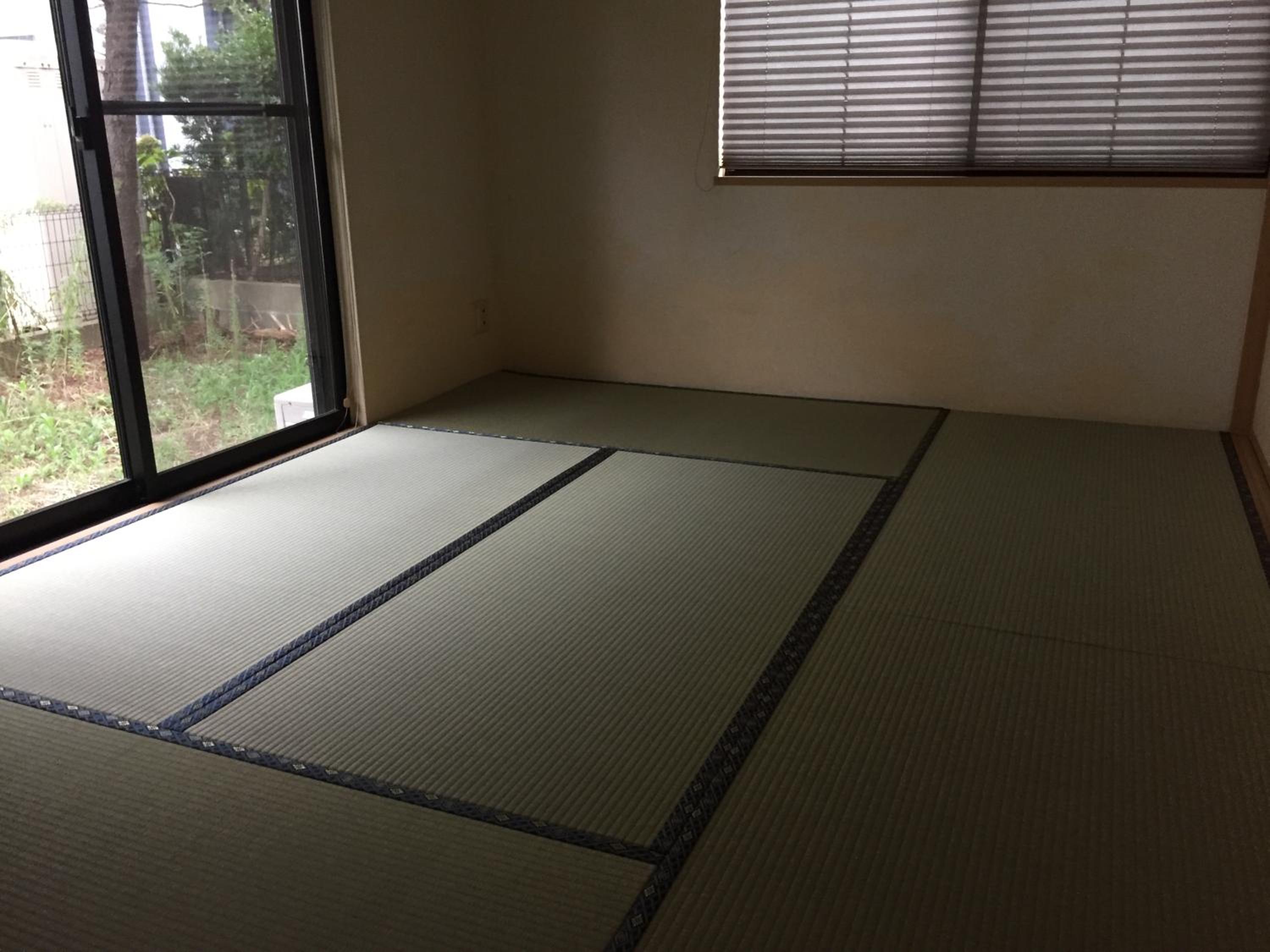 Family Room photo 2