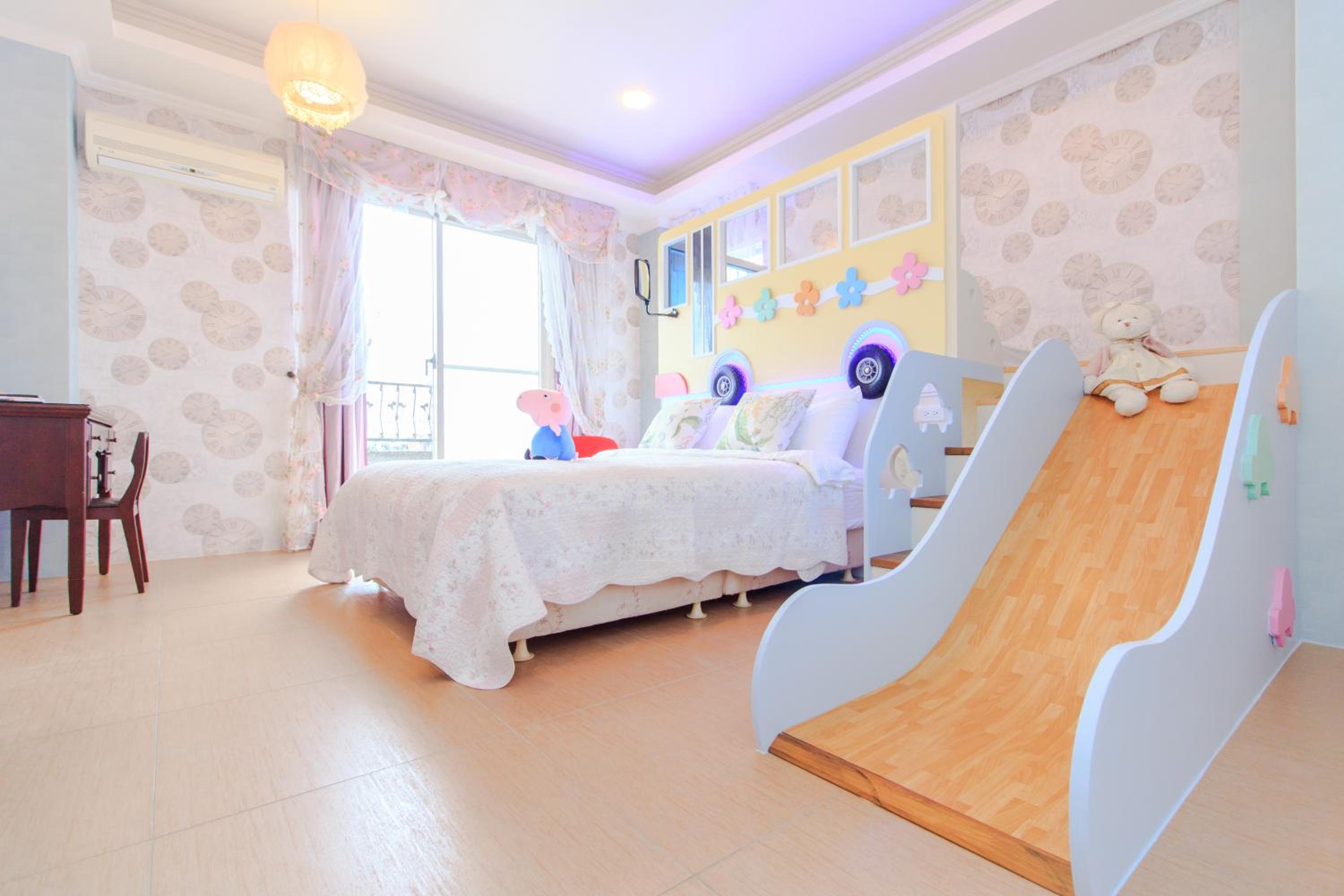 Quadruple Room with Balcony photo 1