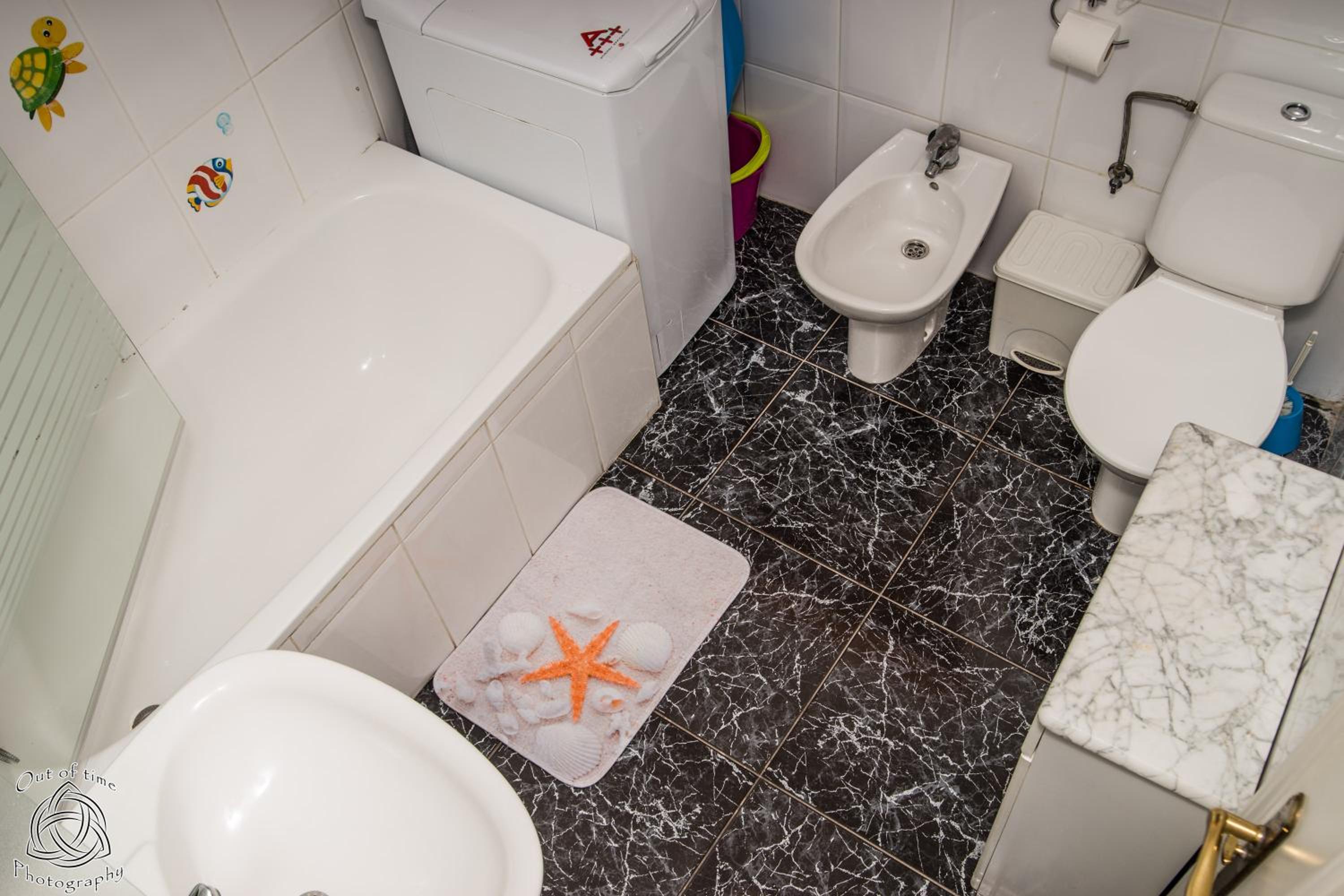 Apartment - Photo 19