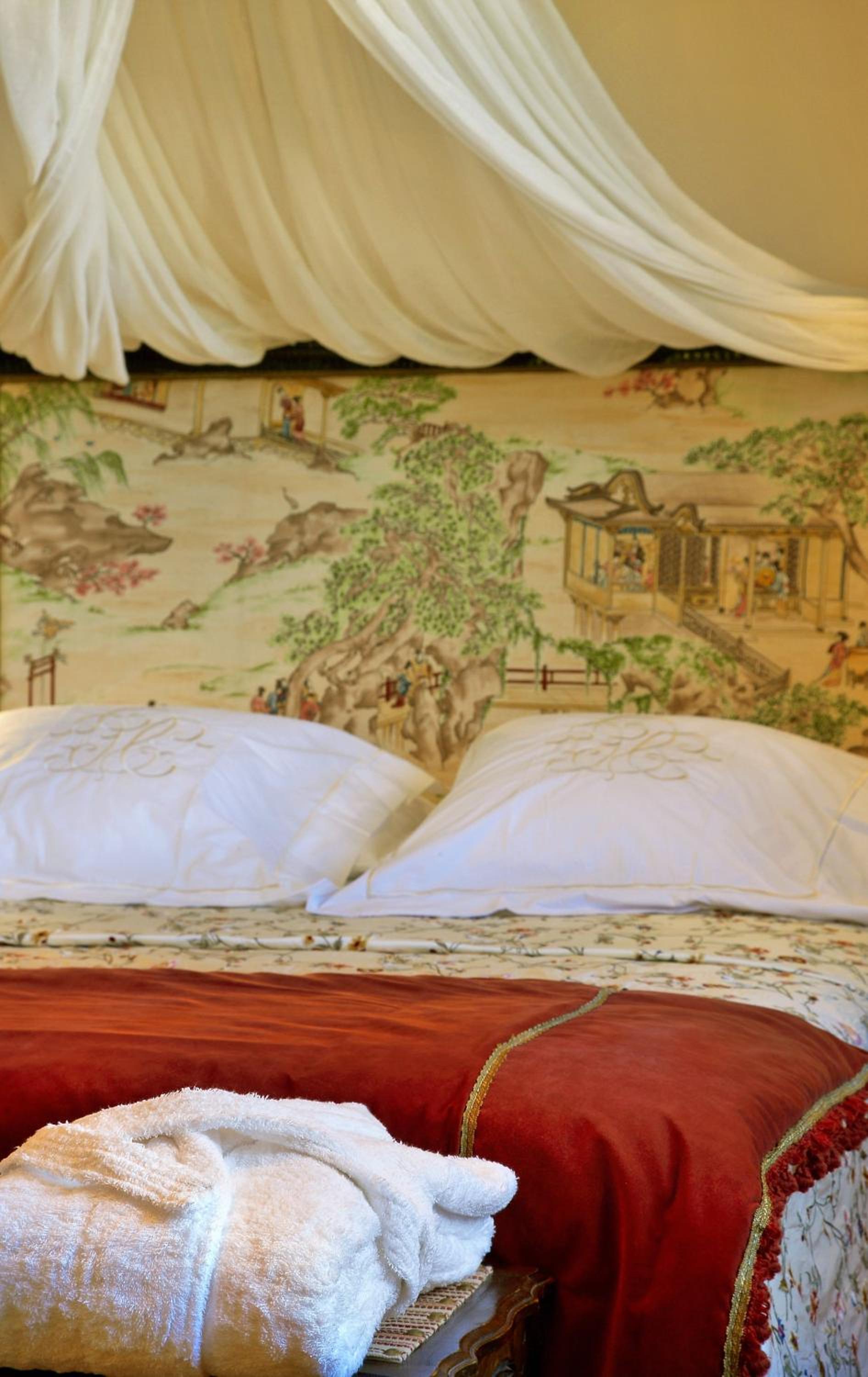 Double or Twin Room with Mountain View photo 2