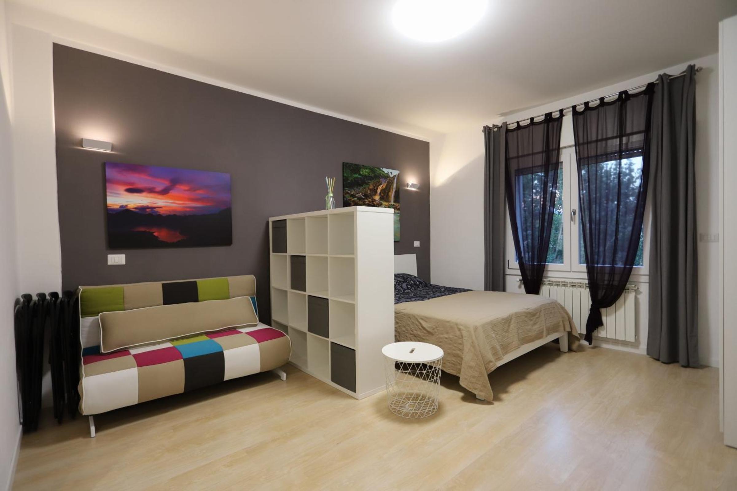 Studio Apartment photo 1