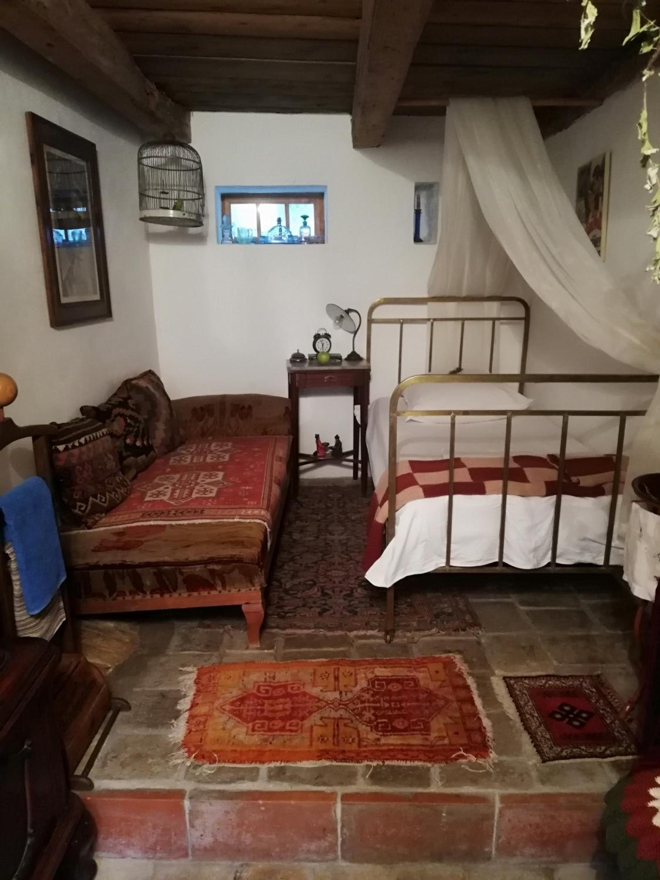 Single Room With Private External Bathroom photo 1
