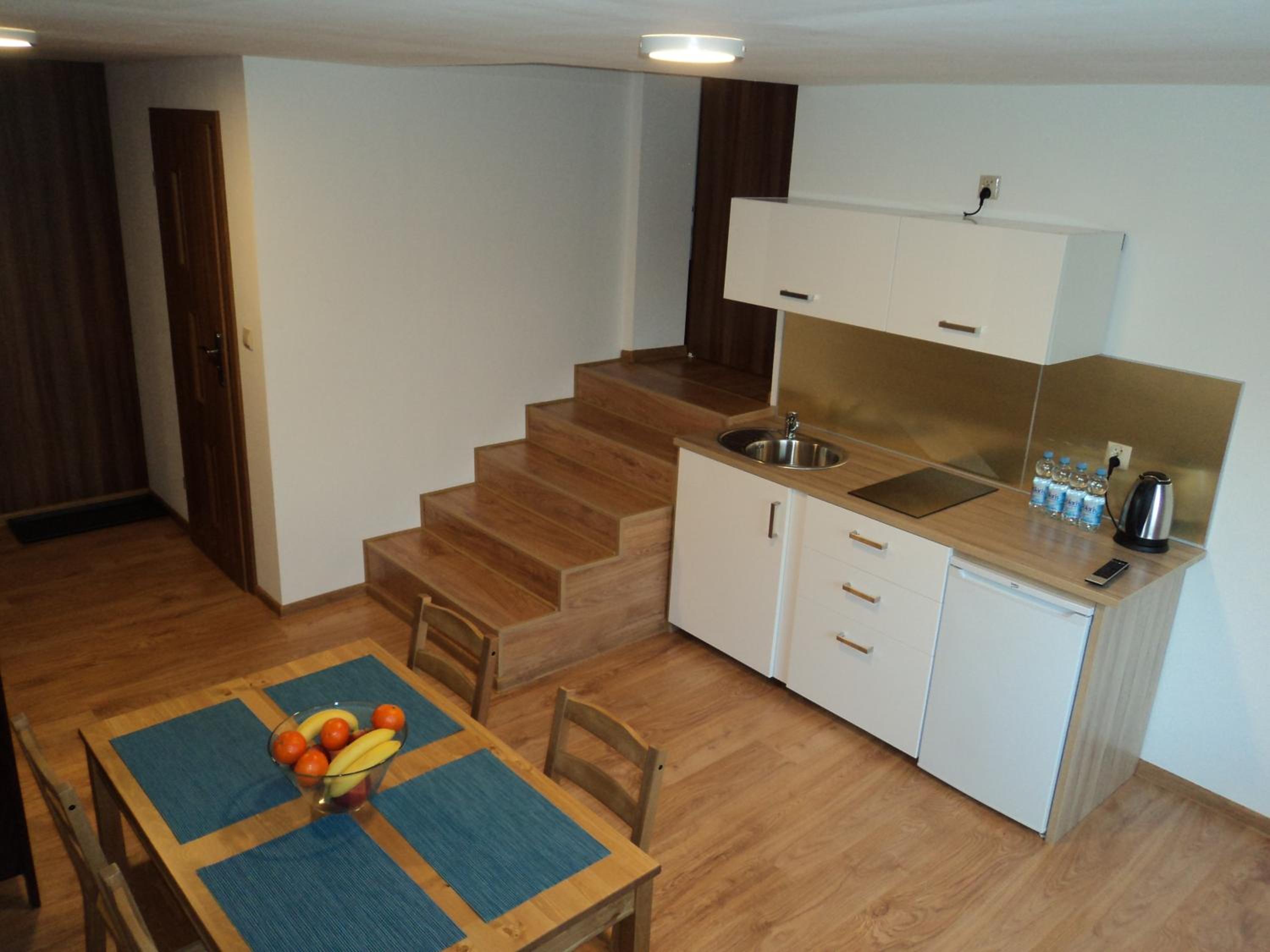 One-Bedroom Apartment - Photo 9