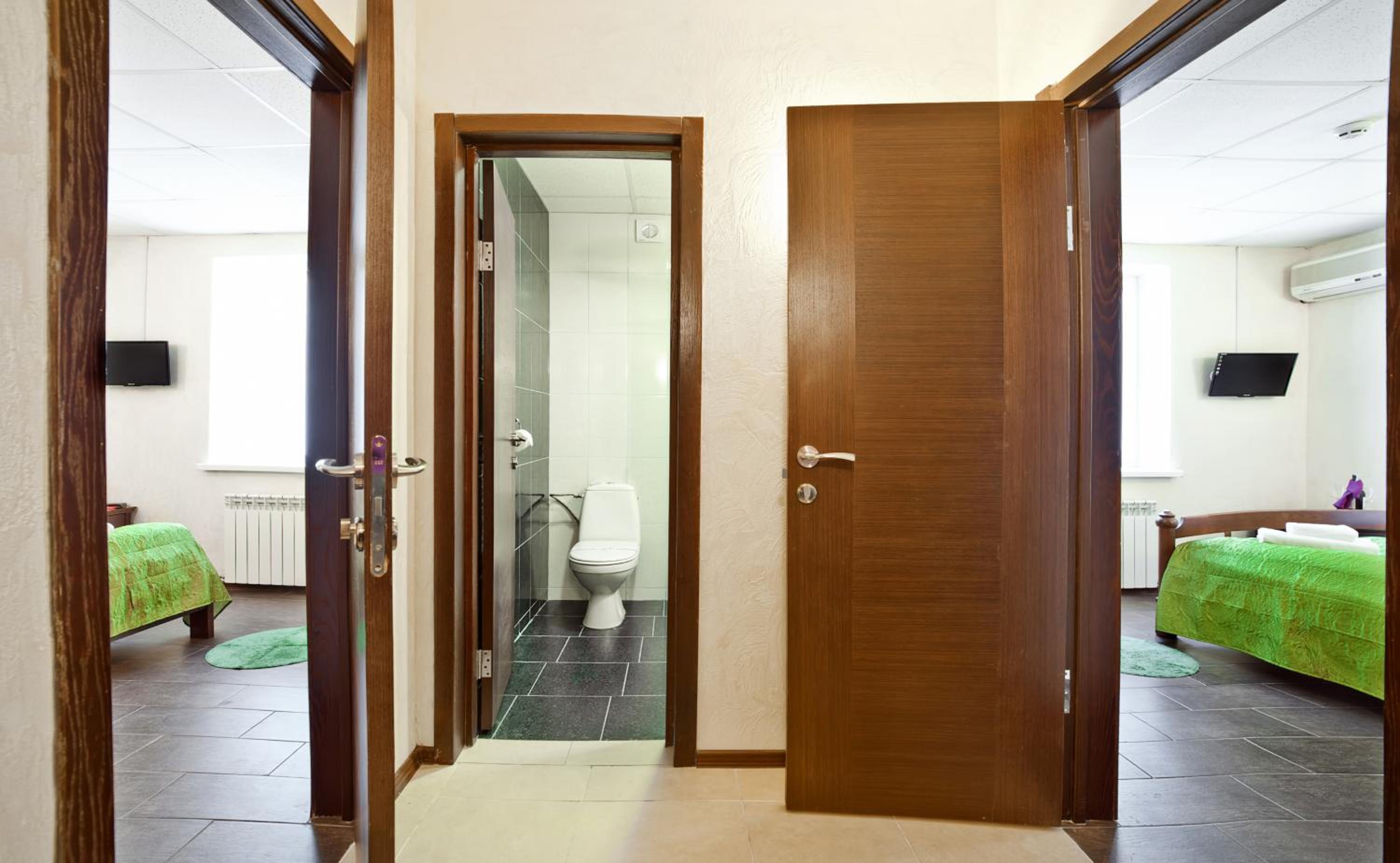 Double Room with Shared Toilet photo 1