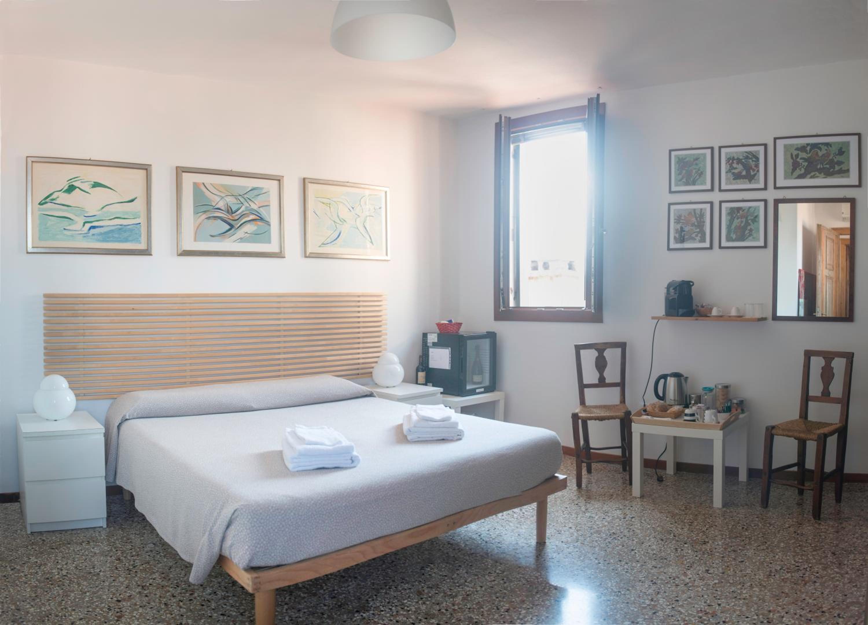 Double Room with Private Bathroom photo 1