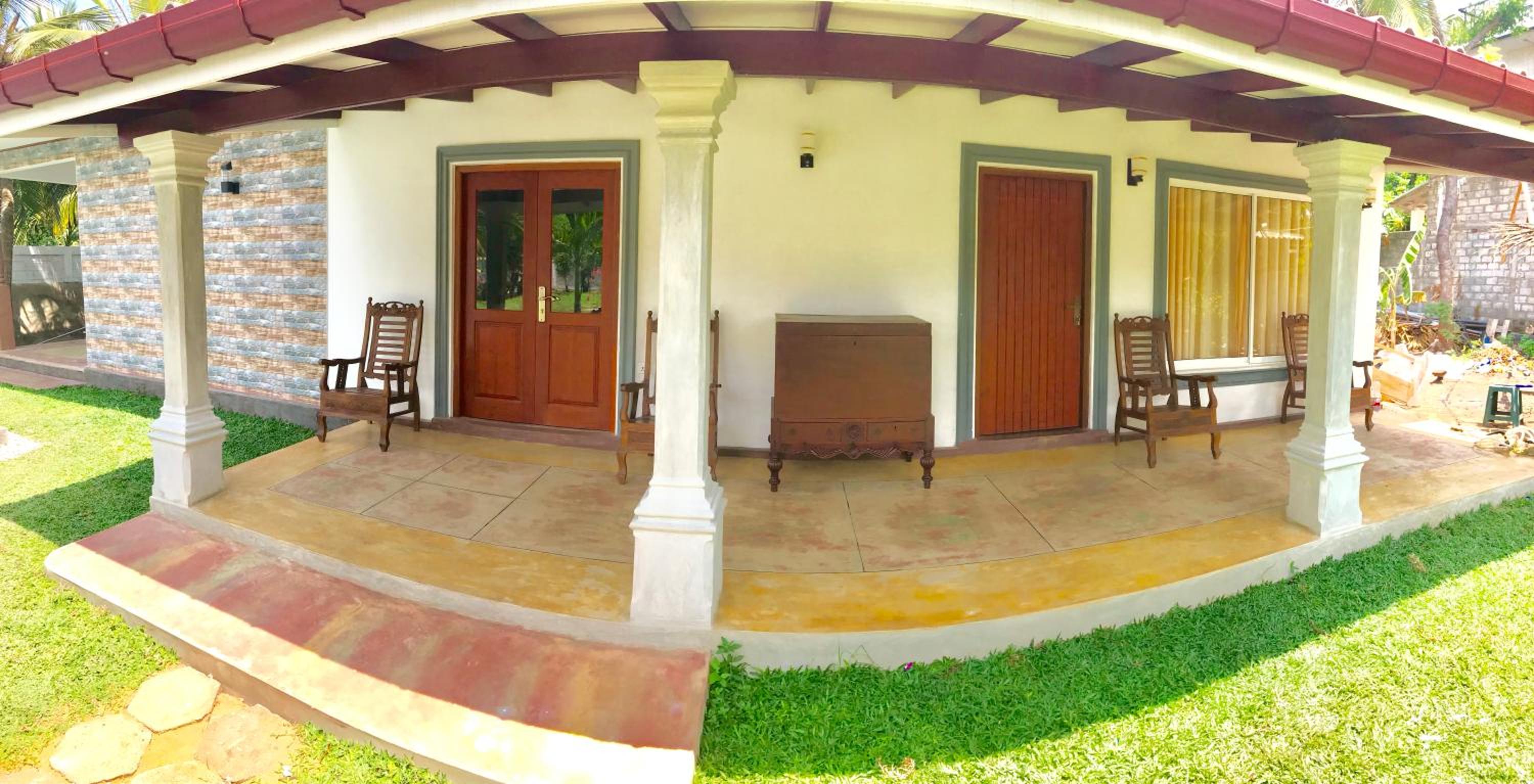 Single Room with Pool View
