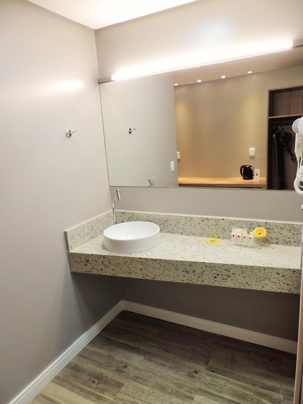 Superior Twin Room - Photo 6