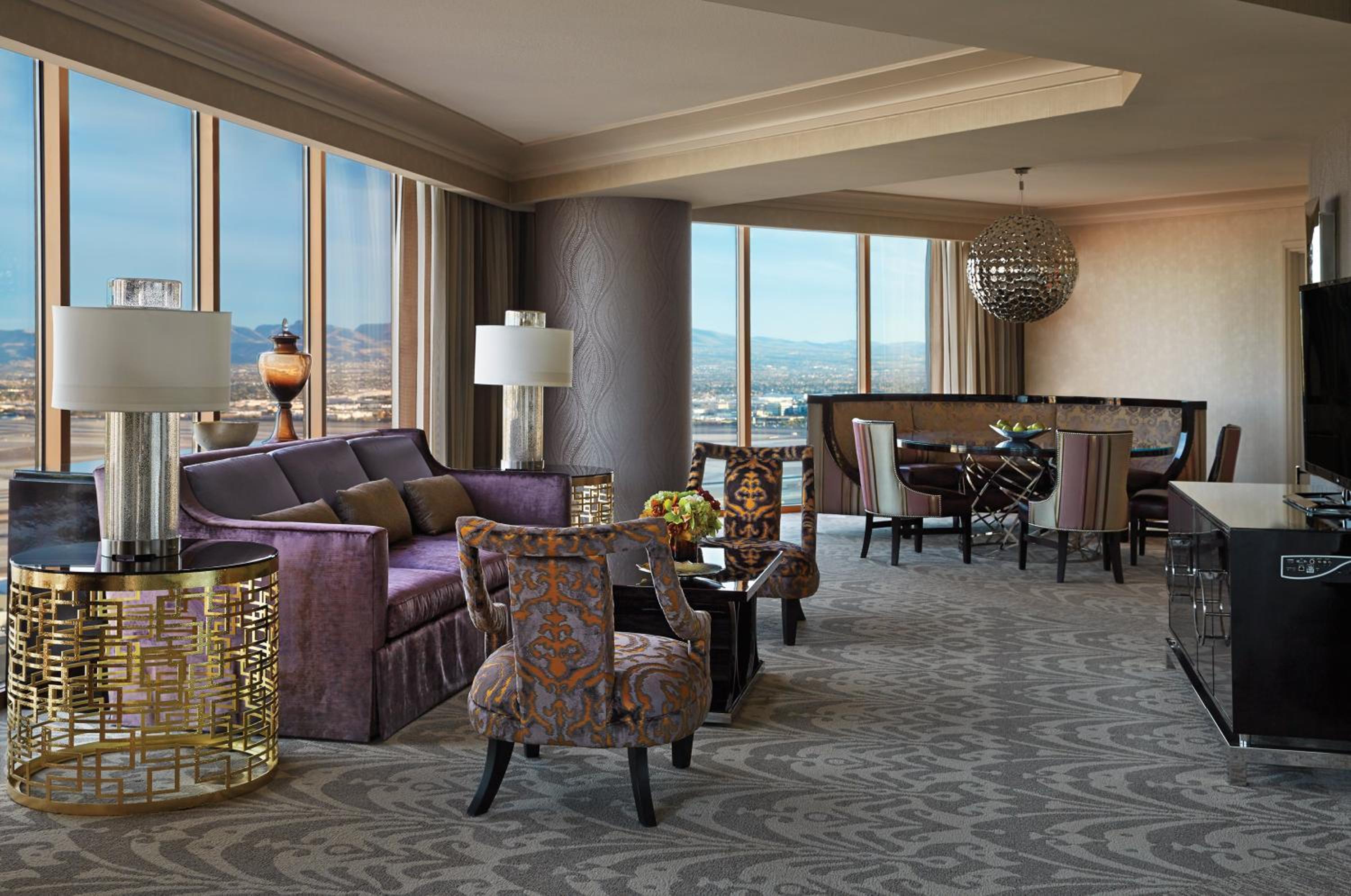 Premier Panoramic Suite - Stadium View - Photo 2