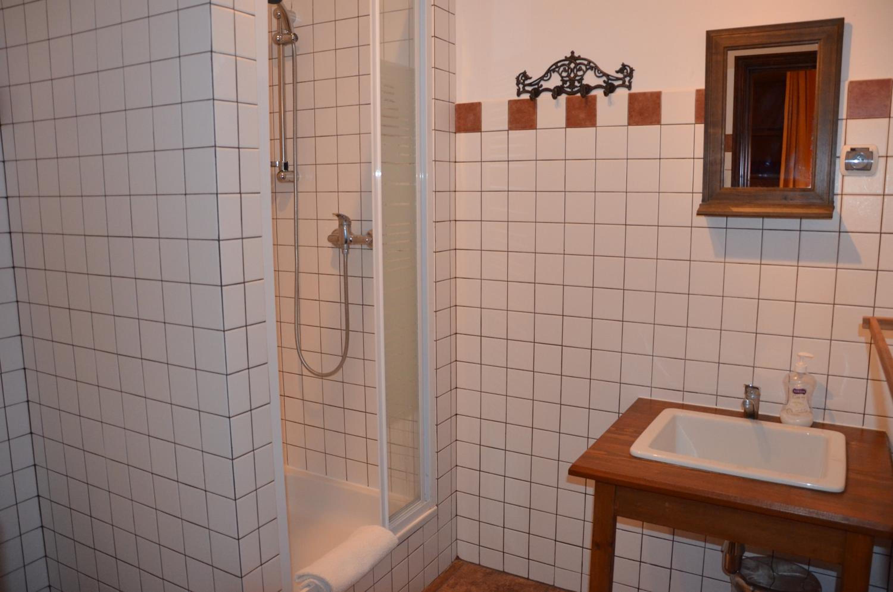 Double or Twin Room photo 3