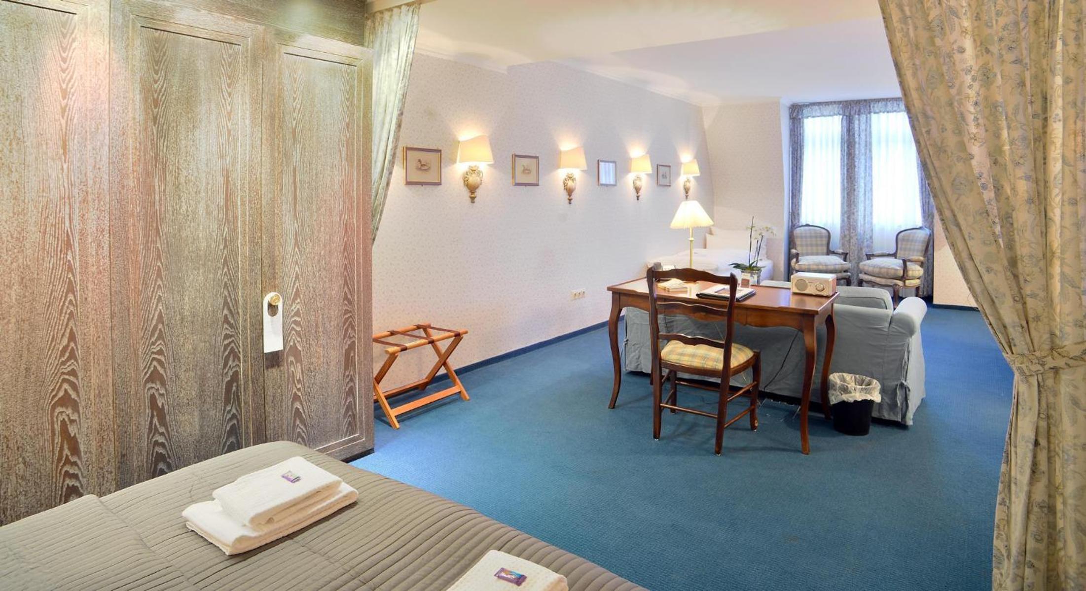 Double Room - Photo 6