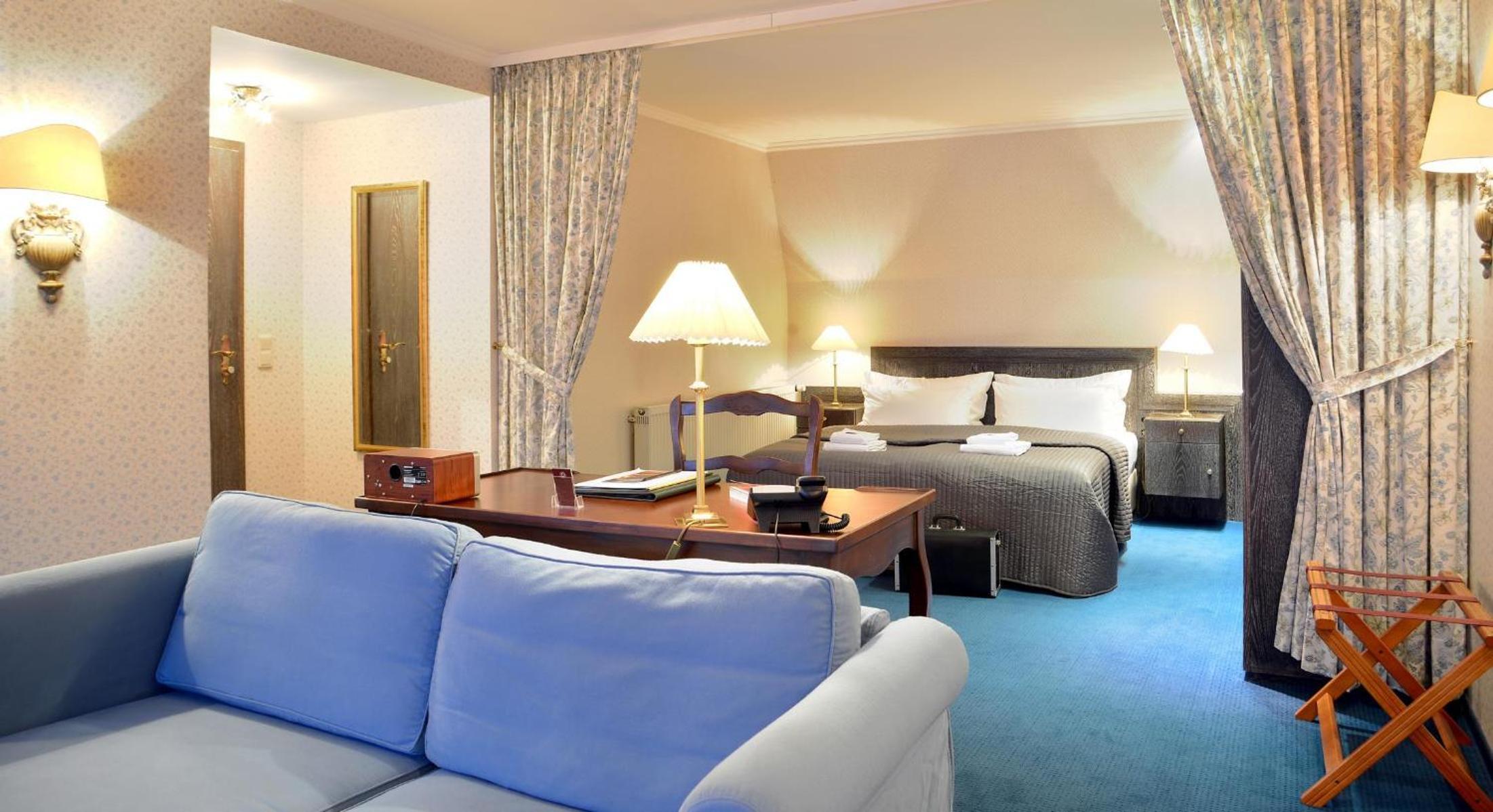 Double Room - Photo 5