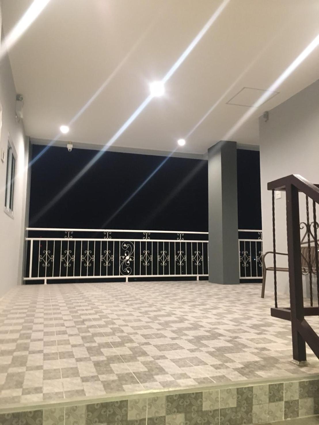 Deluxe Apartment photo 2