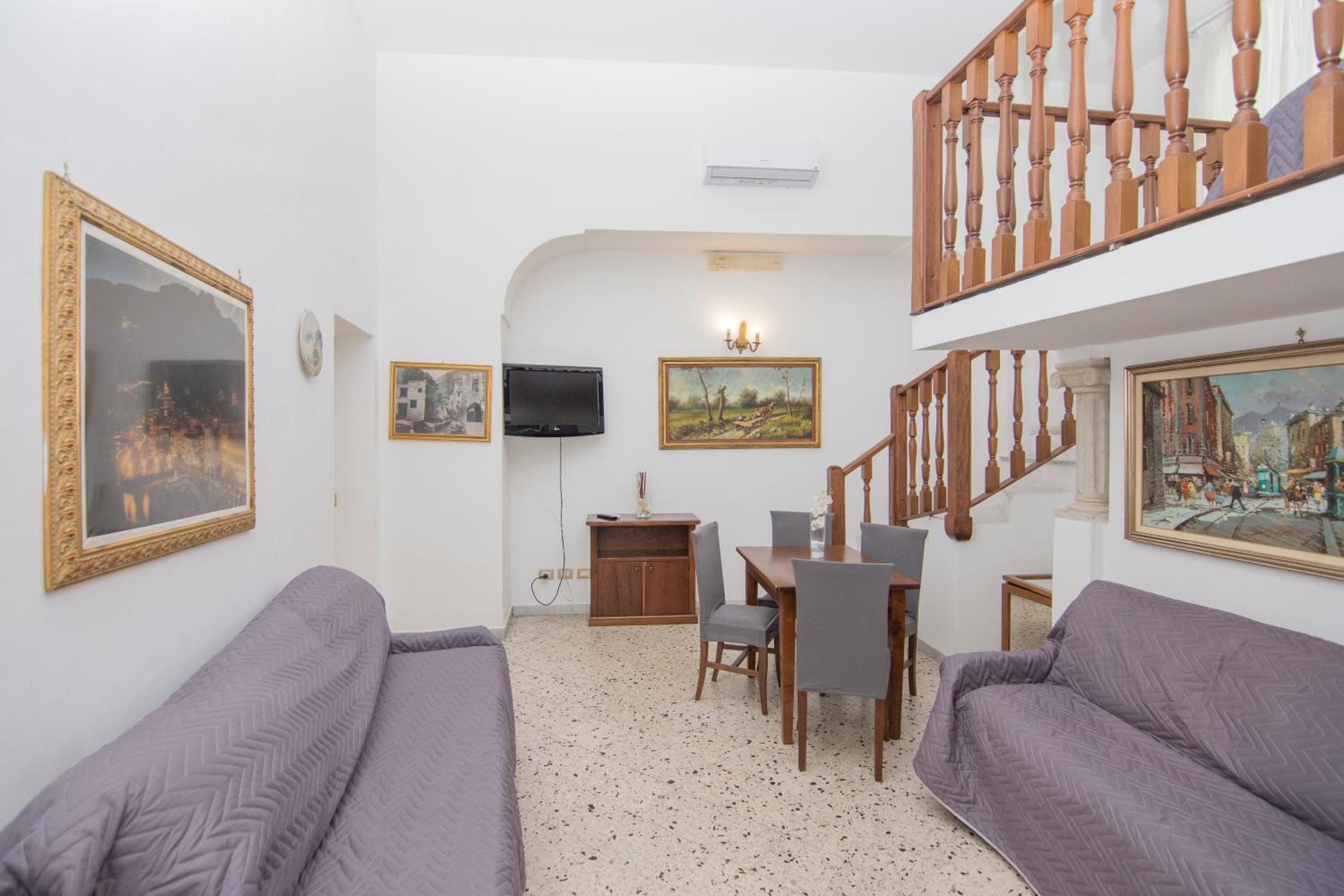 Suite - Photo 2