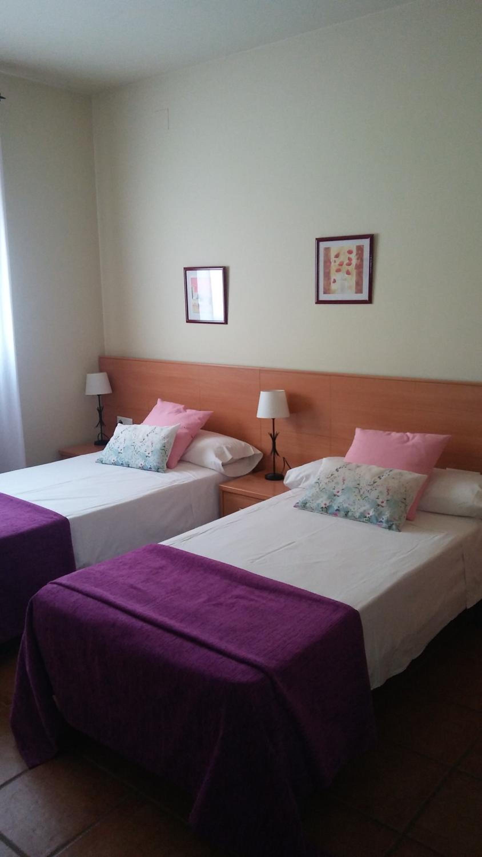 Standard Twin Room with Mountain View photo 2