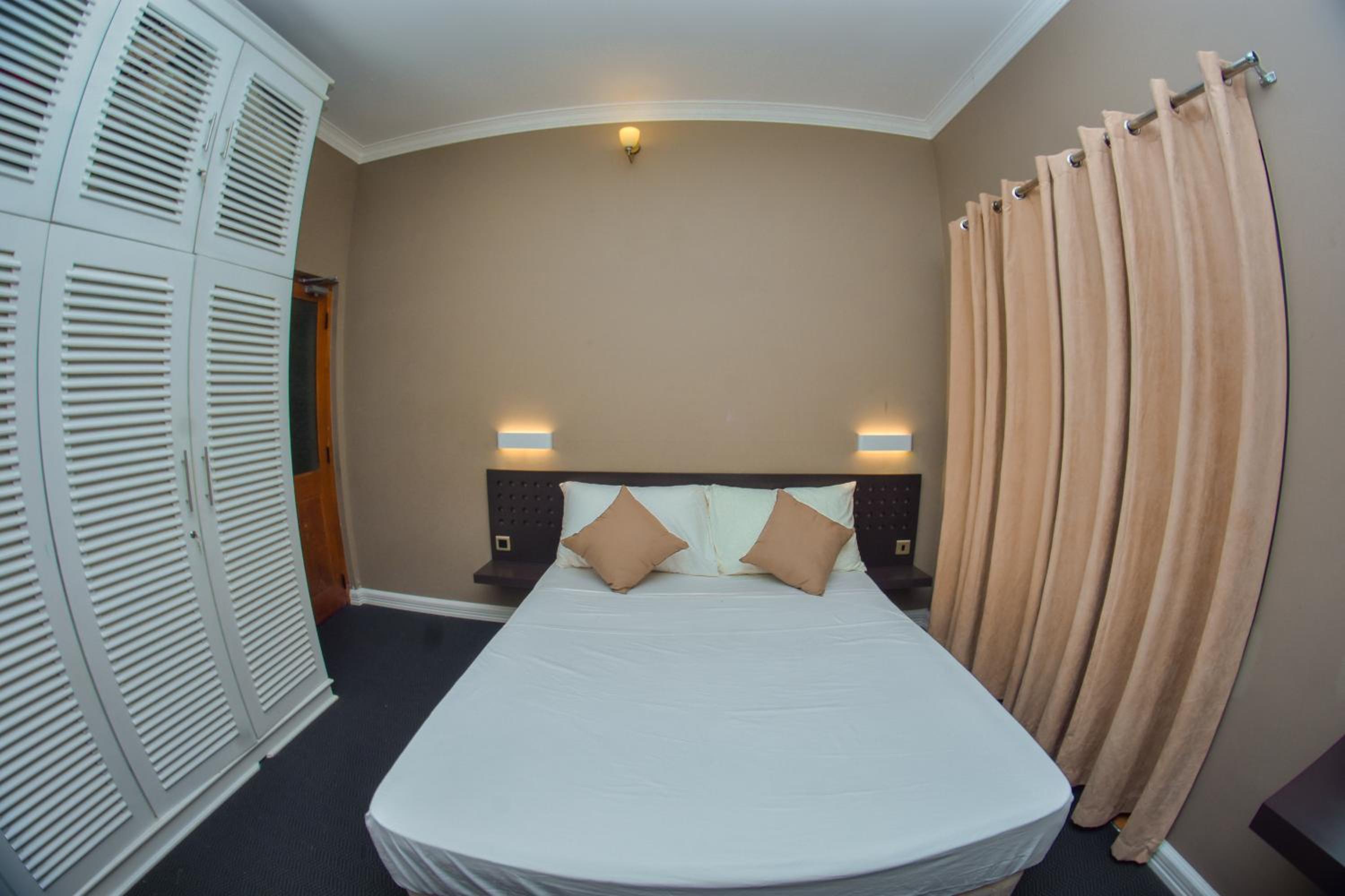 Double Room with Pool View photo 1