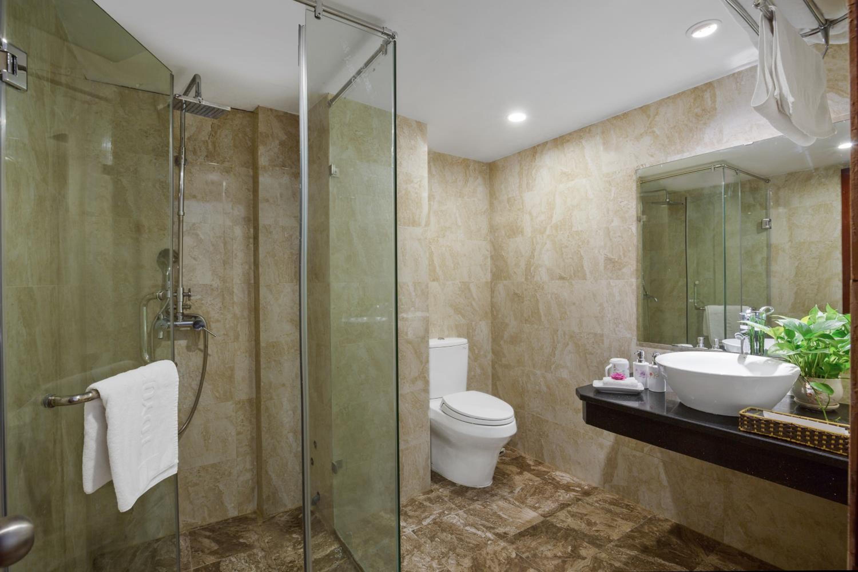 Family Suite - Photo 6